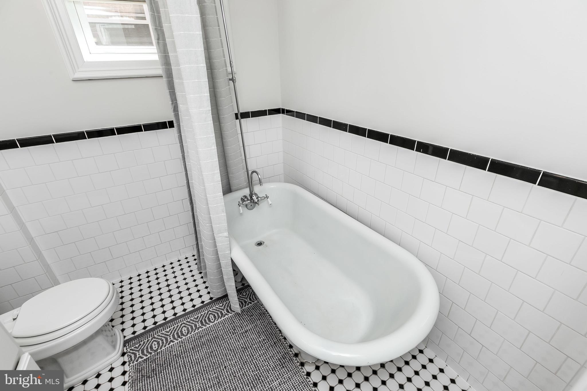 CHARLES VILLAGE - Residential