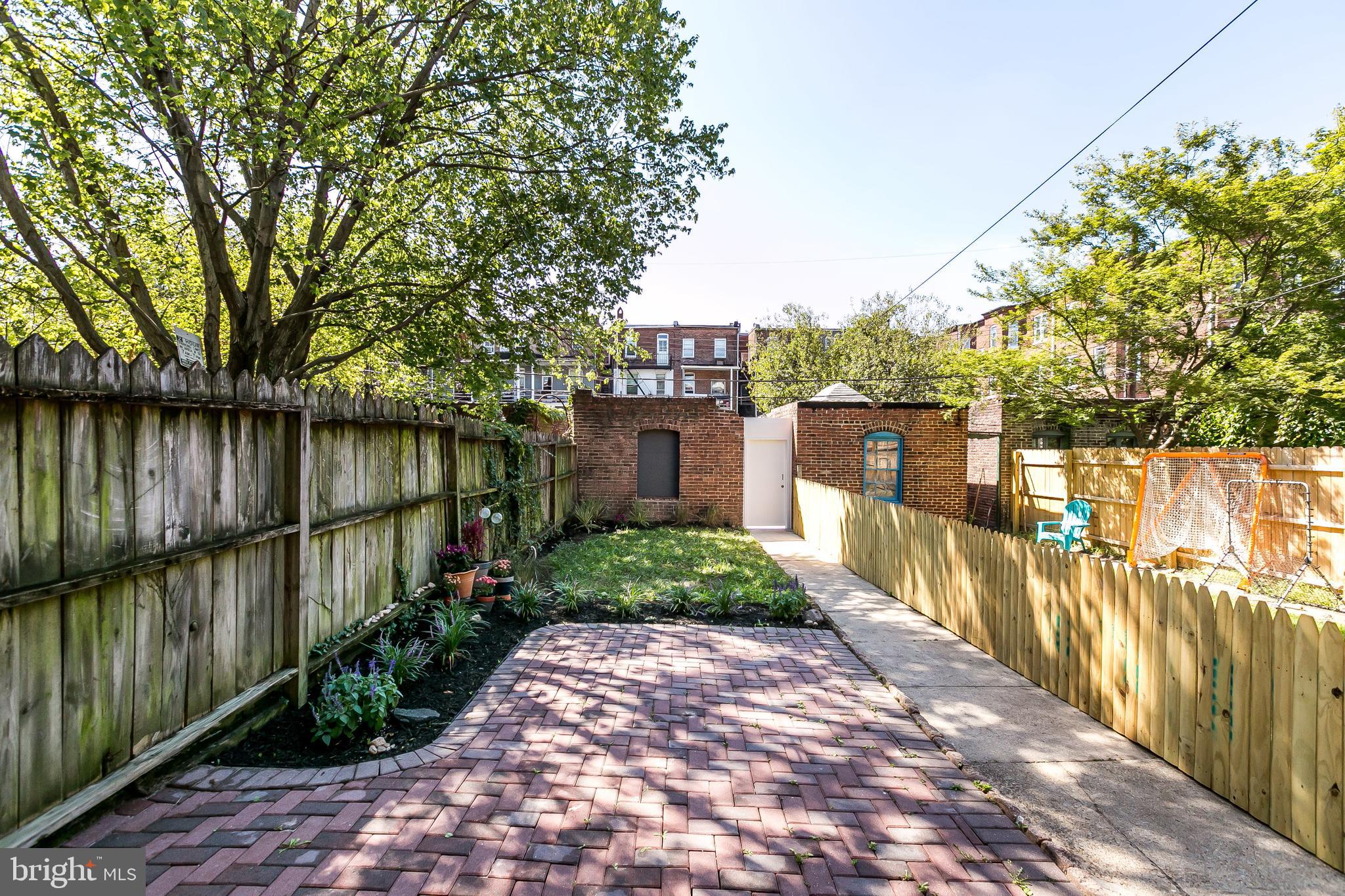 CHARLES VILLAGE - Residential