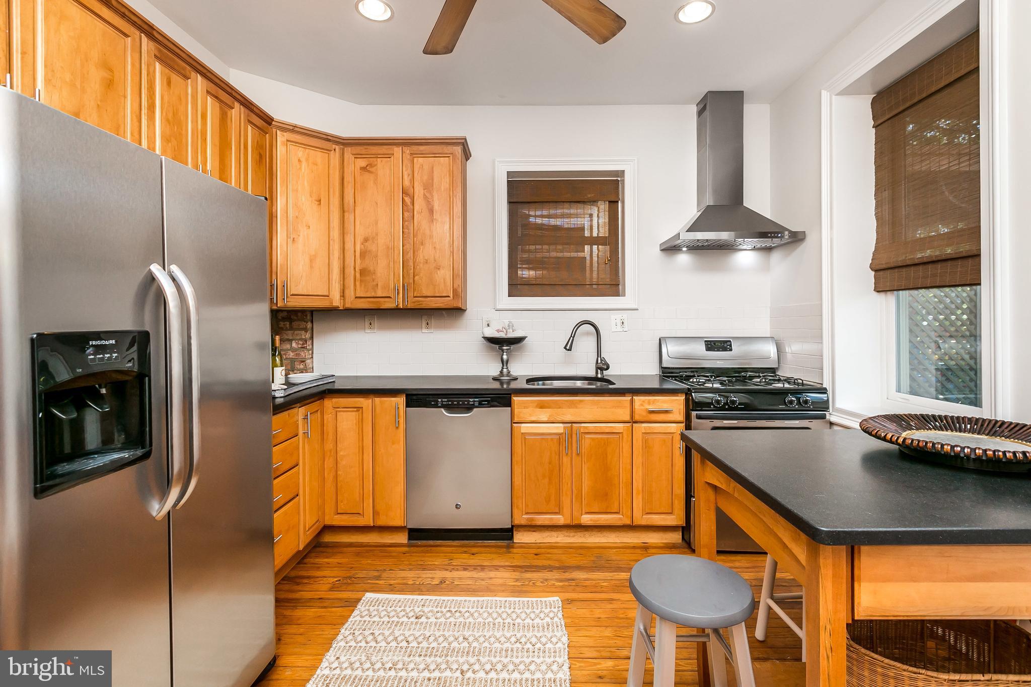 CHARLES VILLAGE - Residential