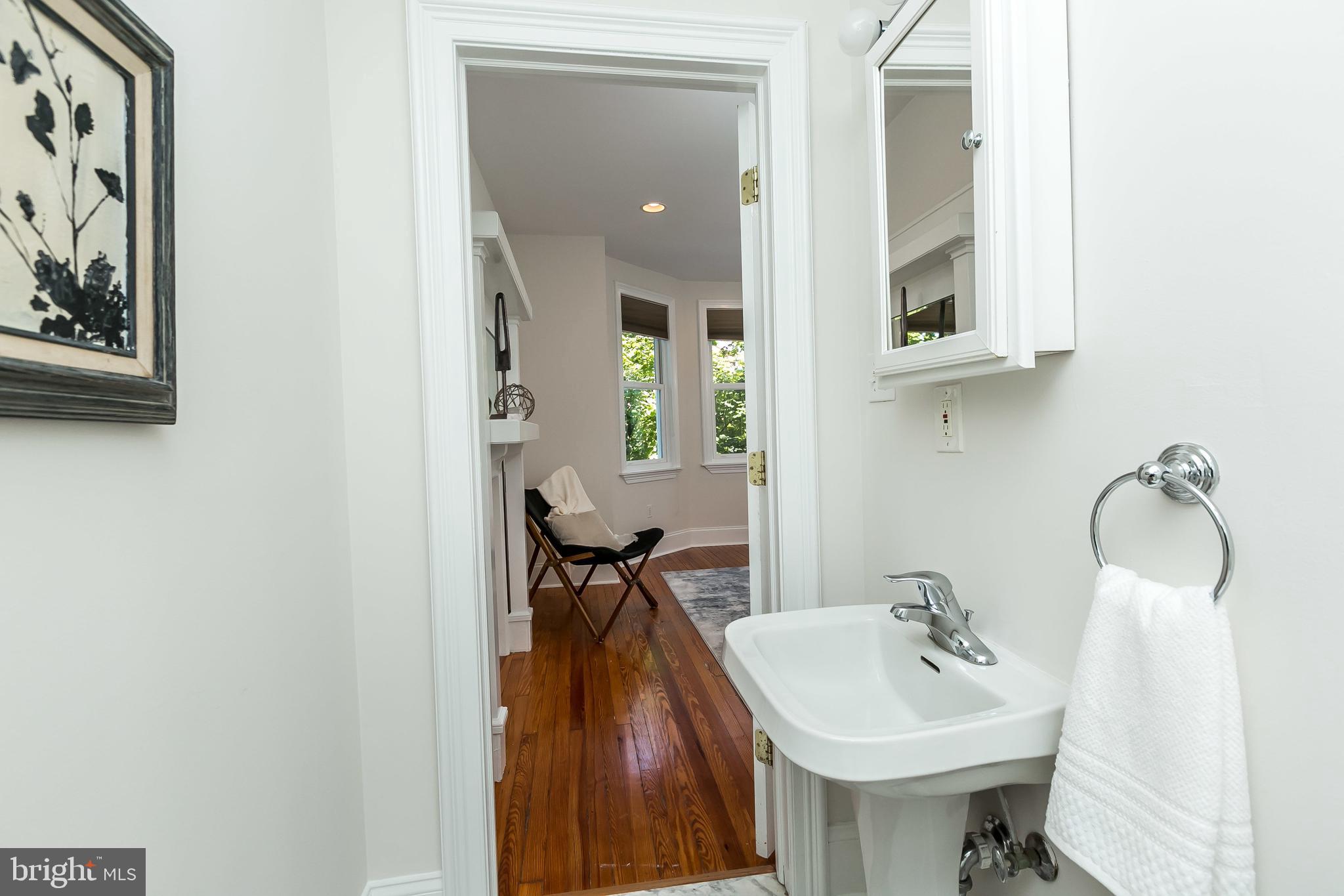 CHARLES VILLAGE - Residential