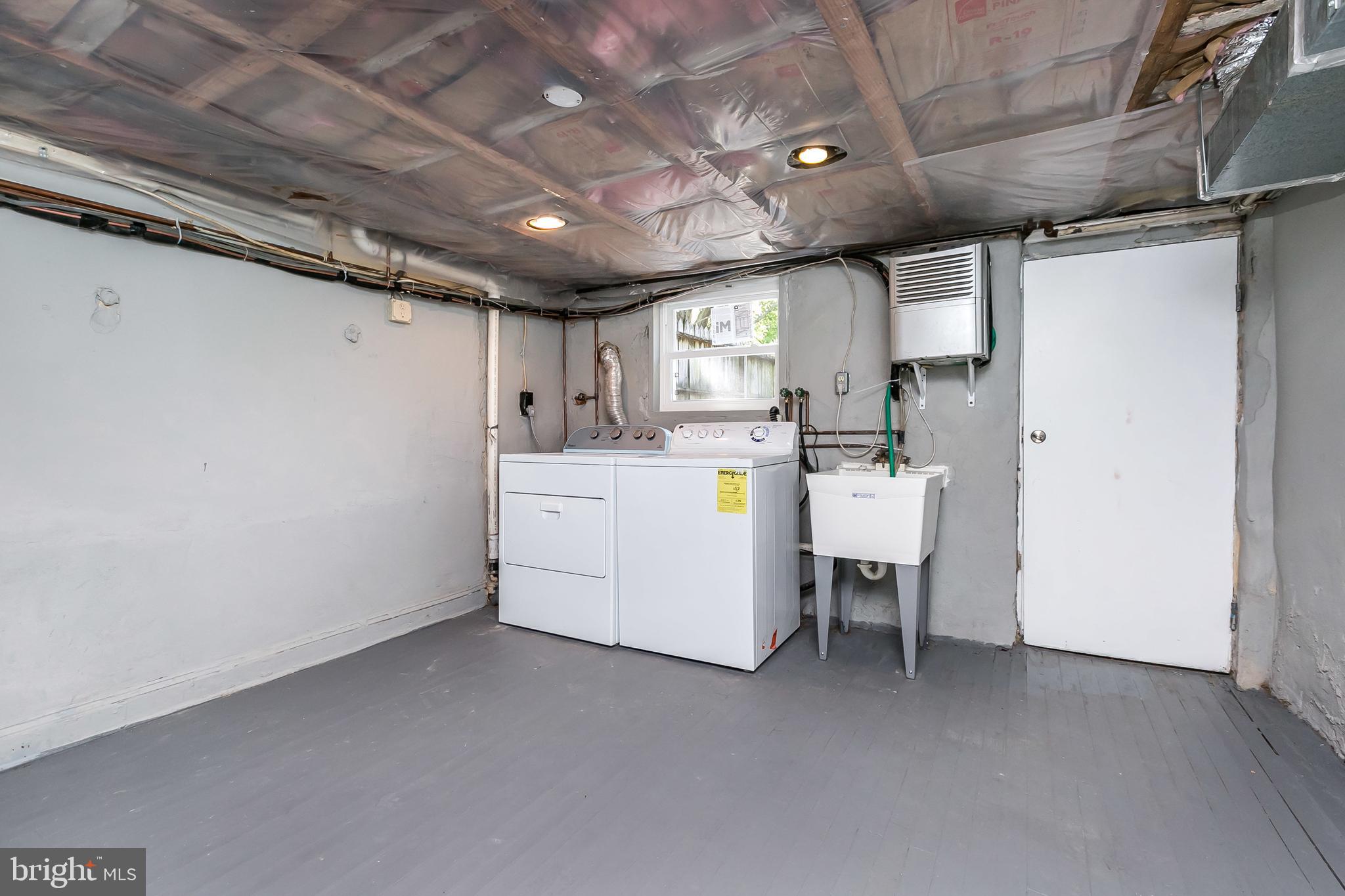 CHARLES VILLAGE - Residential