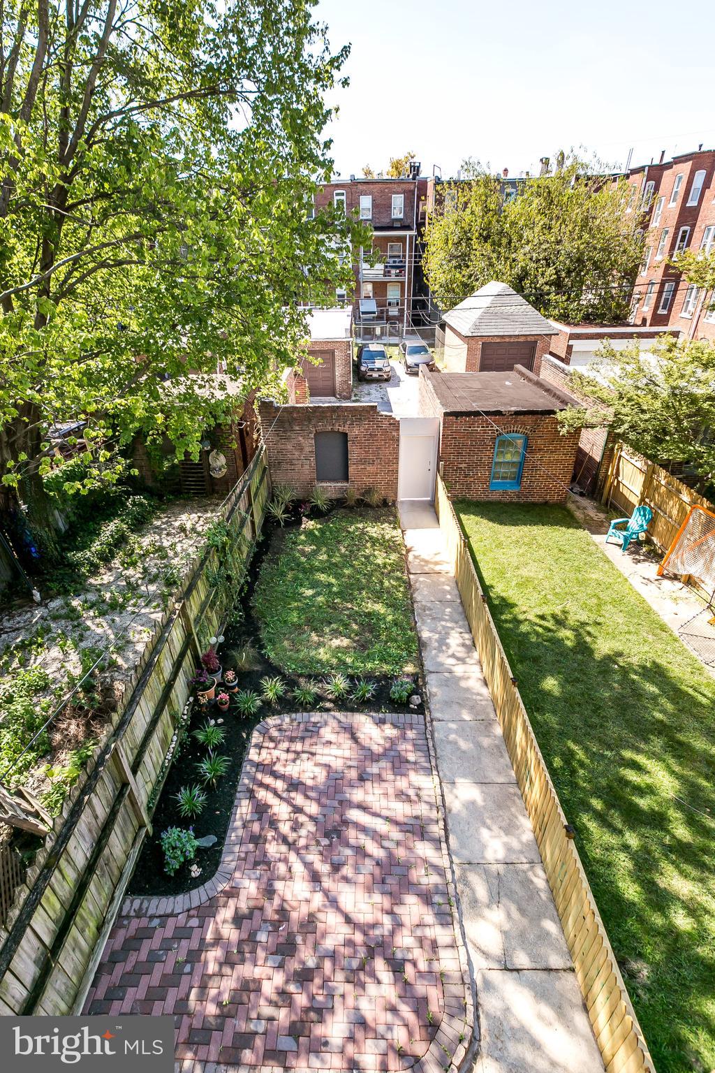 CHARLES VILLAGE - Residential