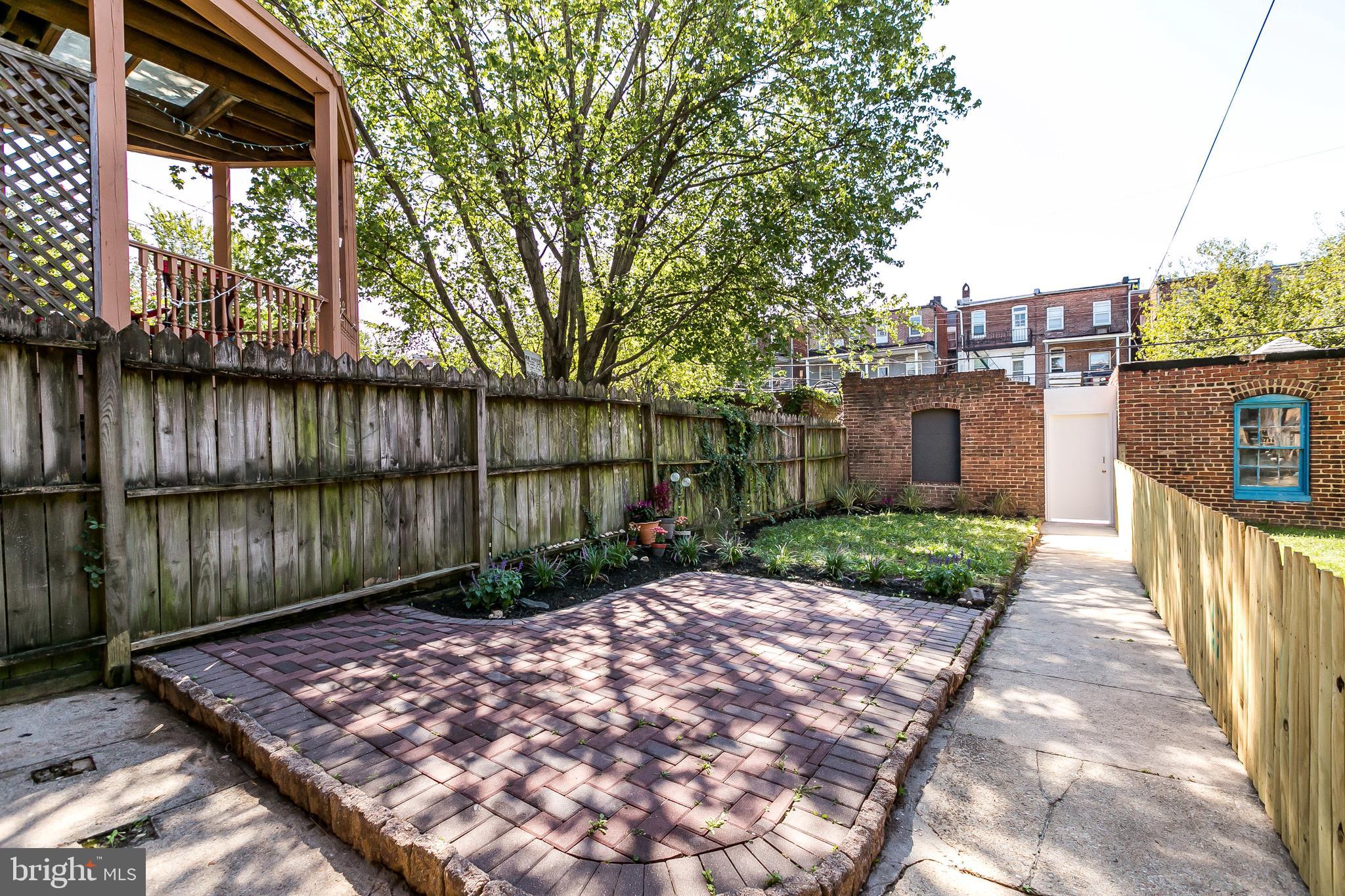 CHARLES VILLAGE - Residential