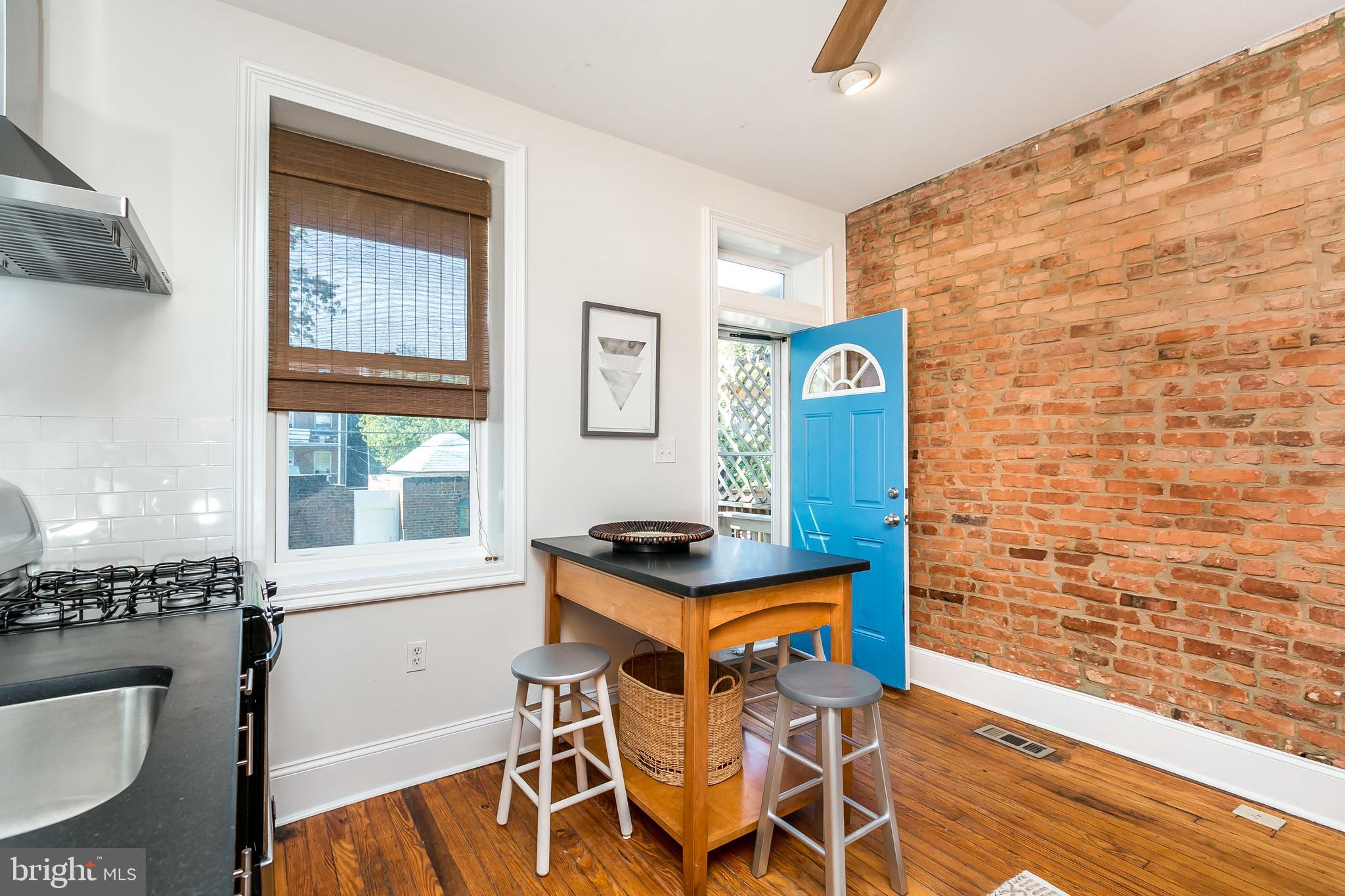 CHARLES VILLAGE - Residential