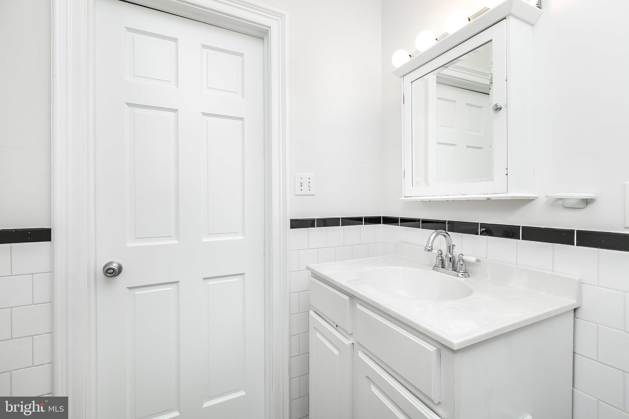 CHARLES VILLAGE - Residential