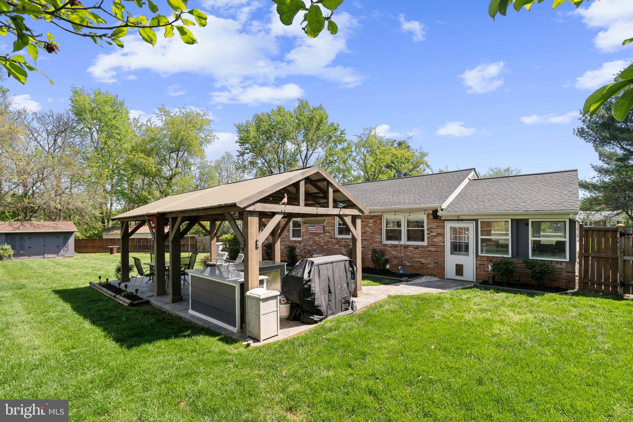 HILLWOOD ESTATES - Residential