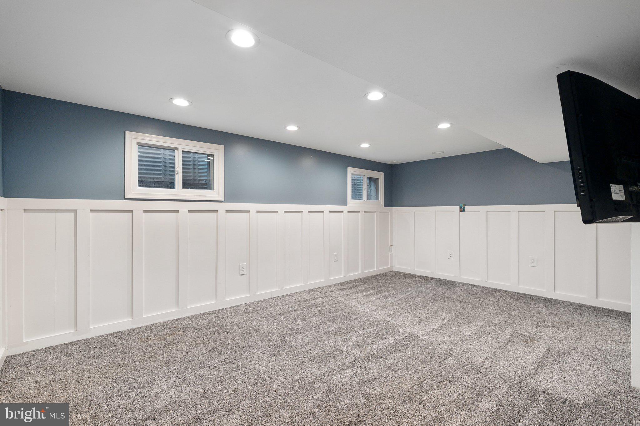 HILLWOOD ESTATES - Residential