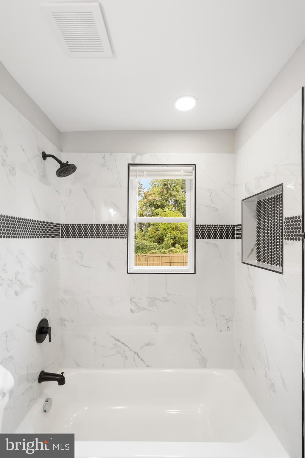 REISTERSTOWN STATION - Residential