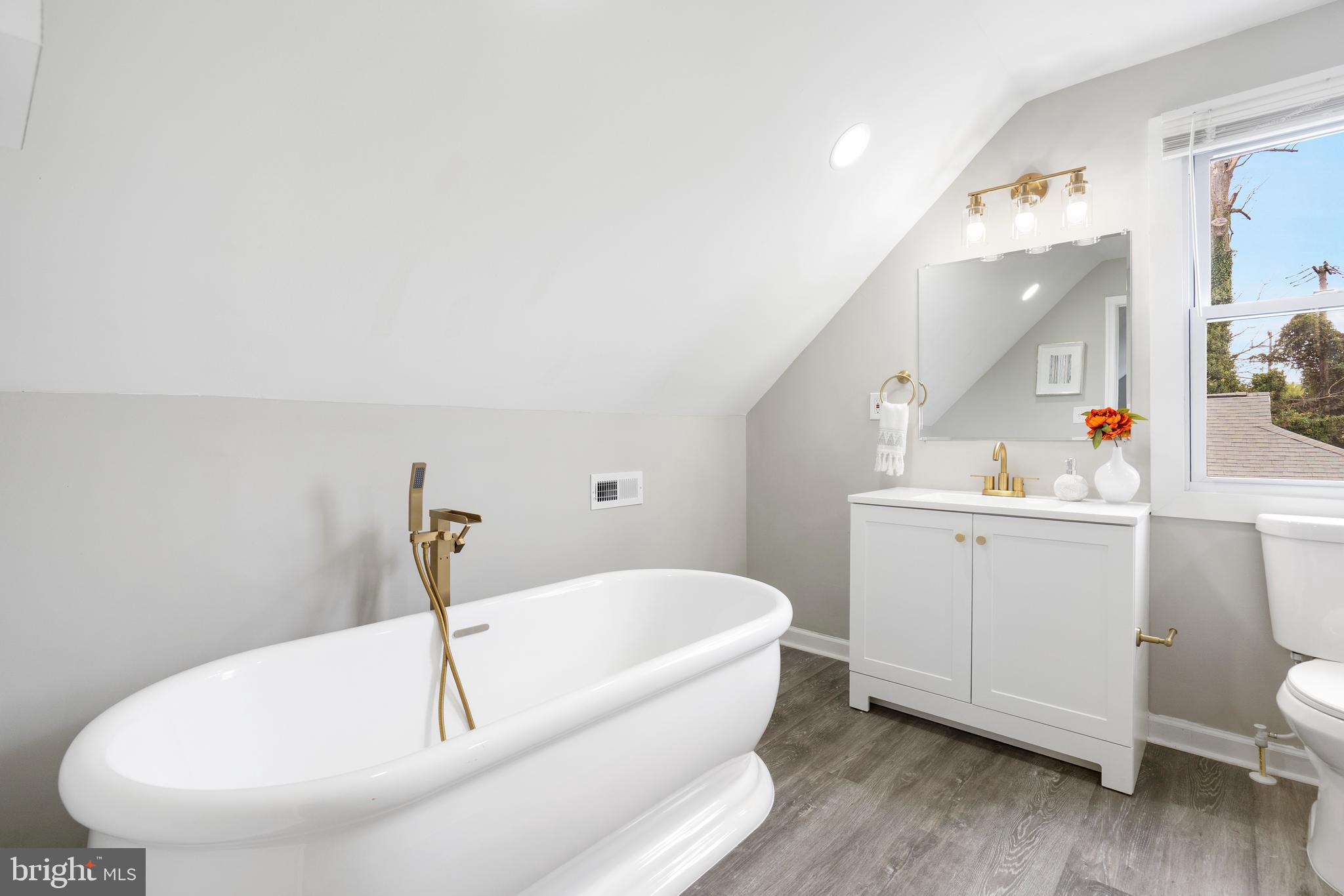 REISTERSTOWN STATION - Residential