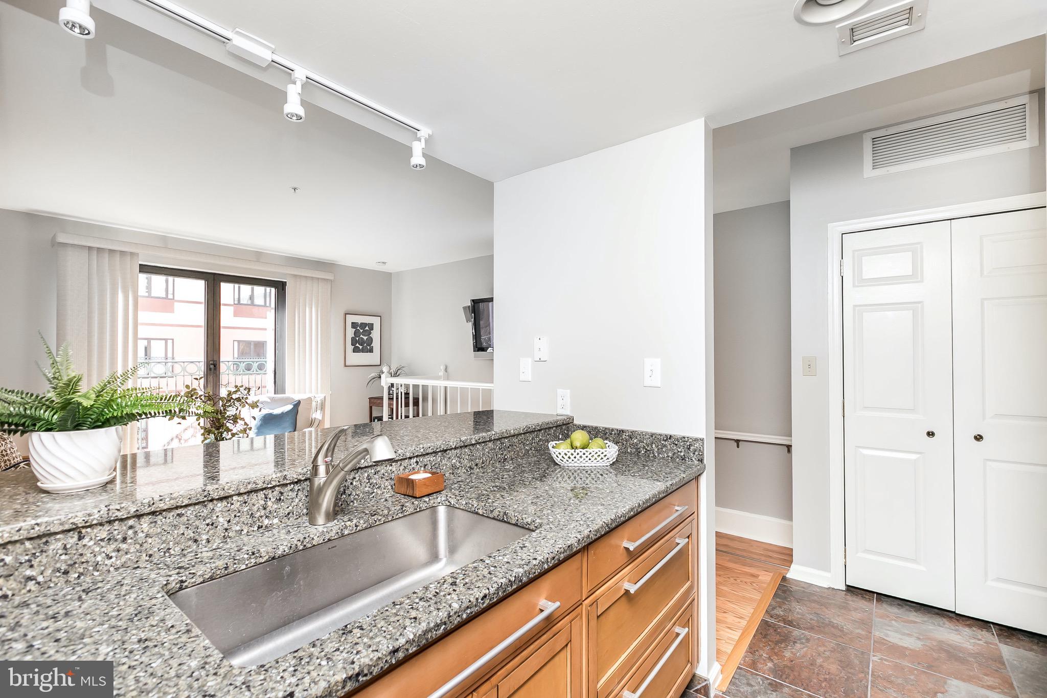 FELLS POINT HISTORIC DISTRICT - Residential