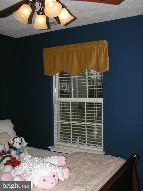 WILLOW WOODS - Residential Lease