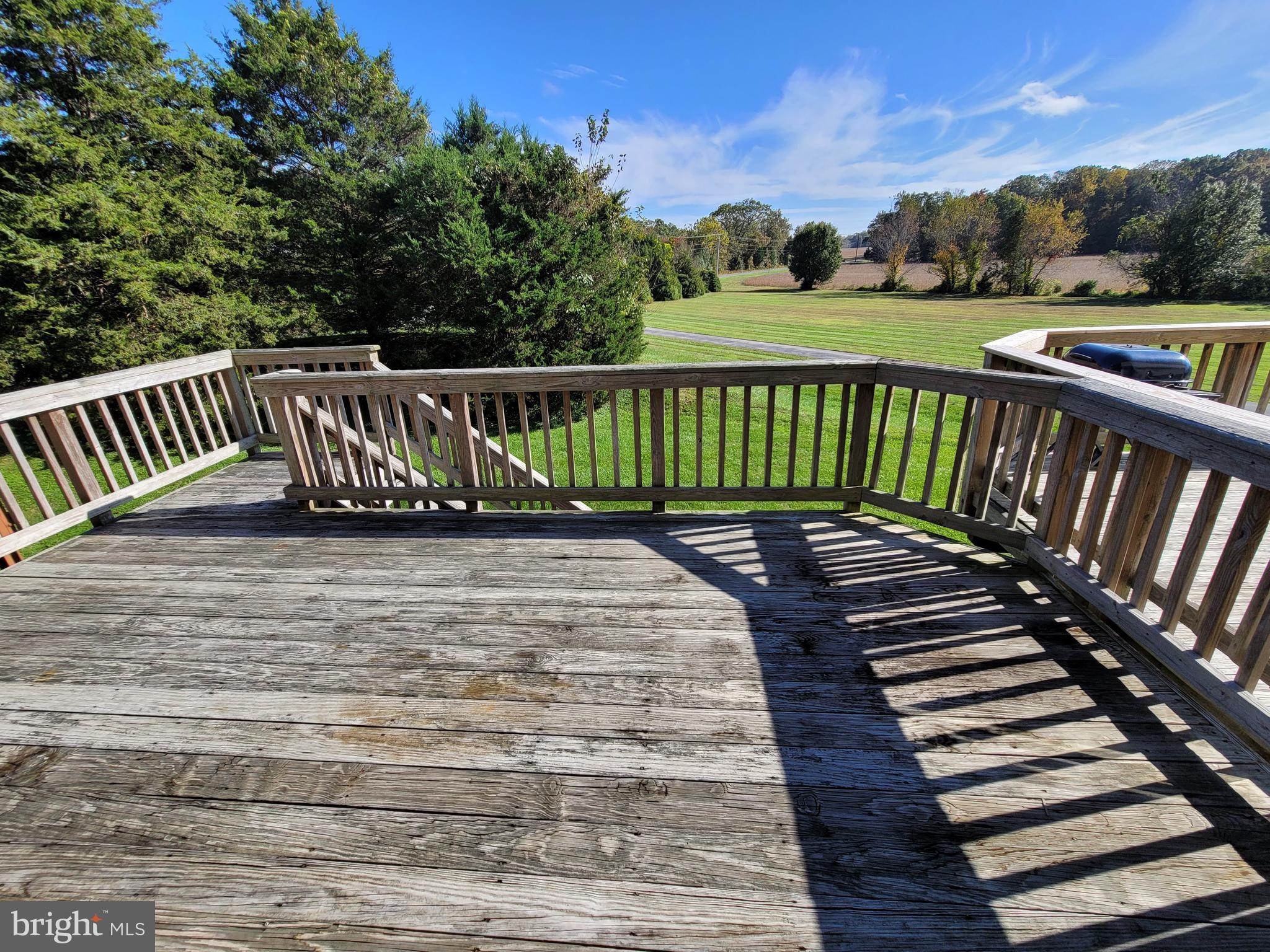 LAKEWOOD ESTATES - Residential Lease