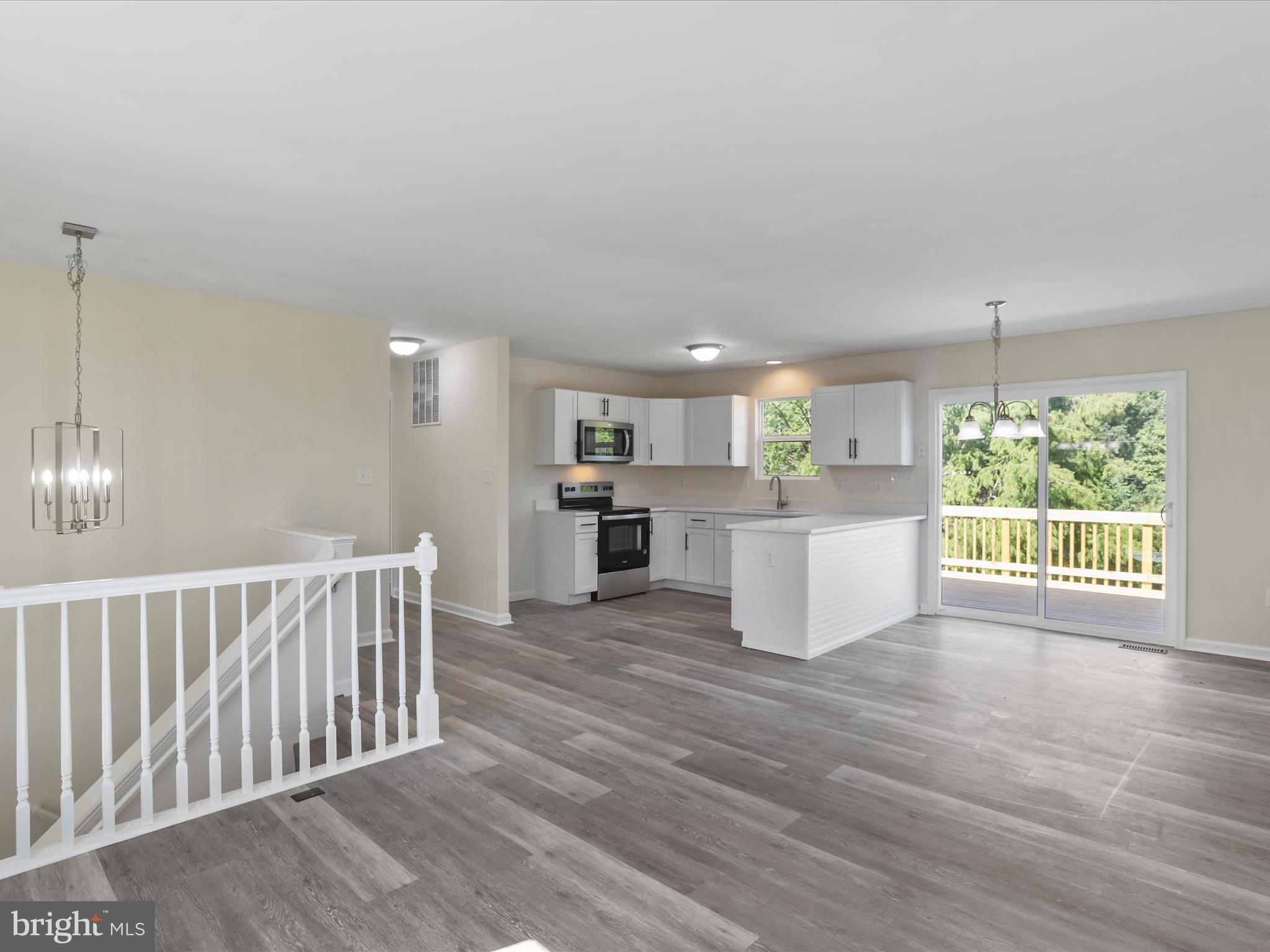 HICKORY RUN - Residential