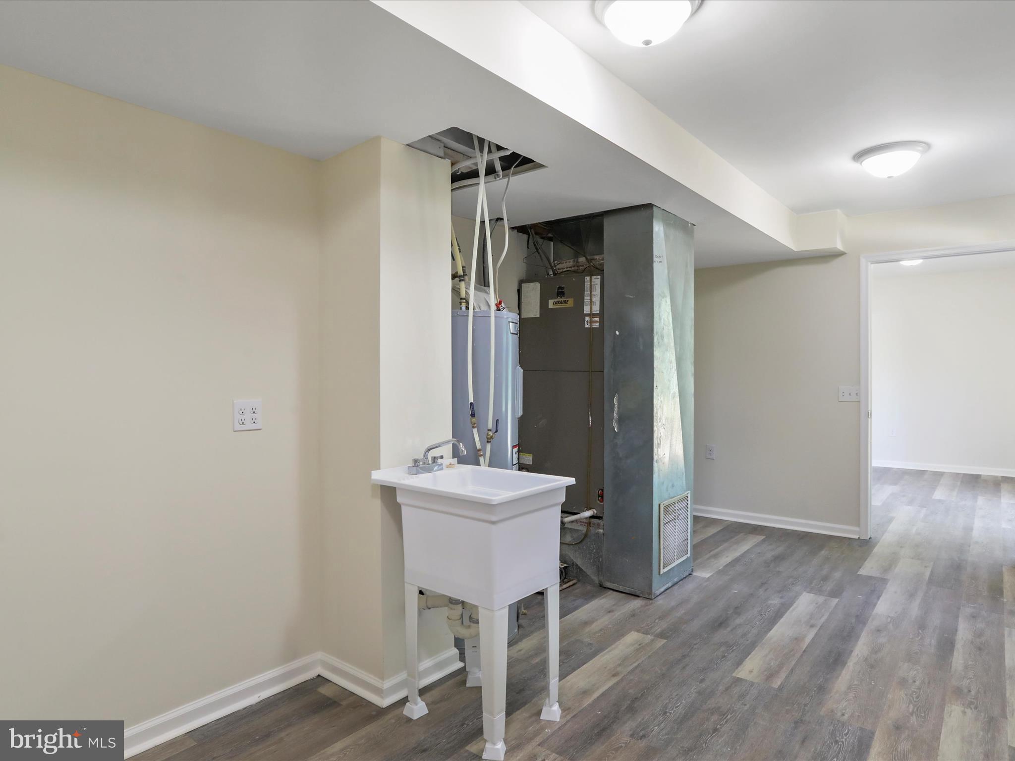 HICKORY RUN - Residential