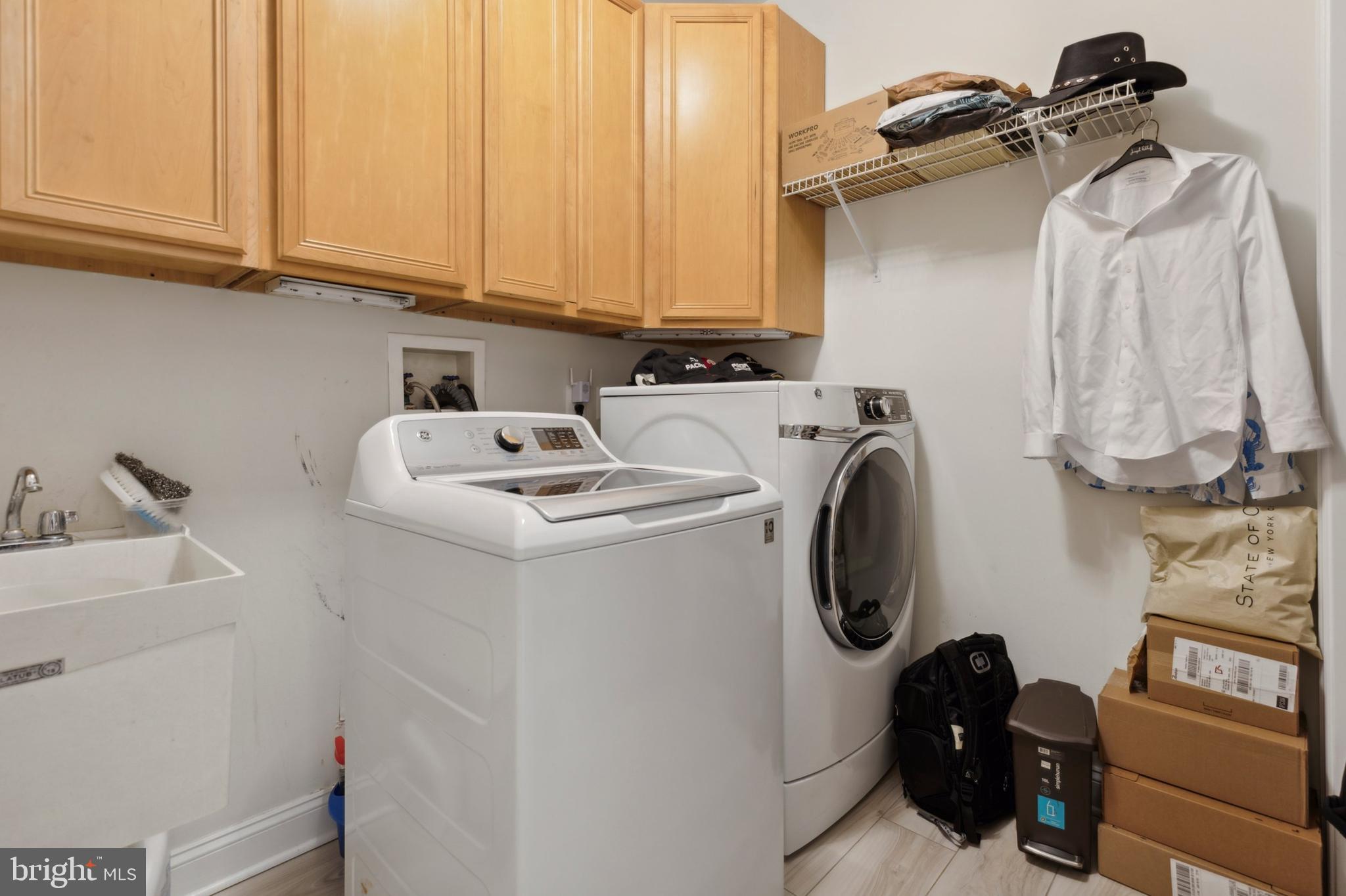 LAFAYETTE HILL - Residential