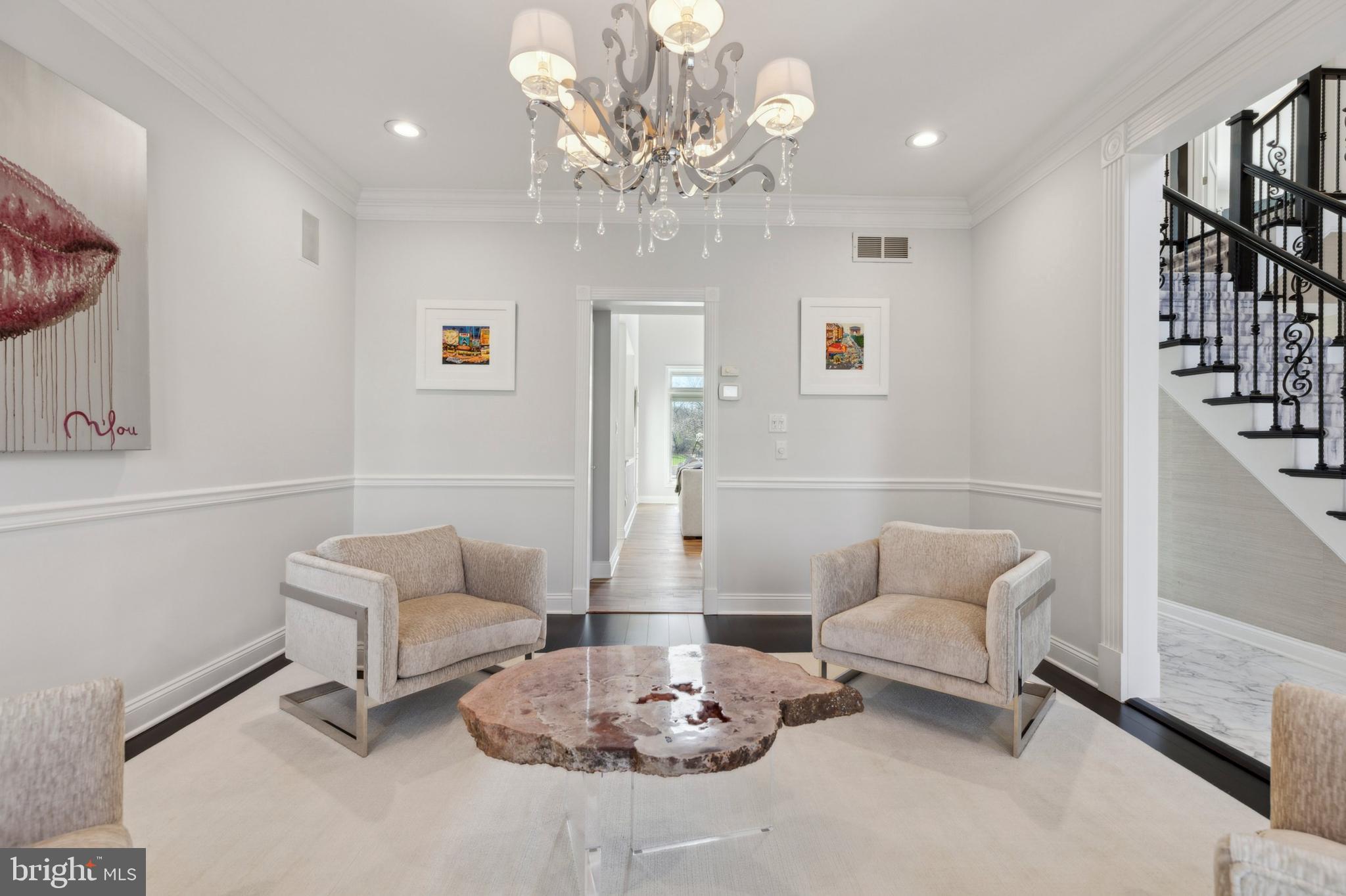 LAFAYETTE HILL - Residential