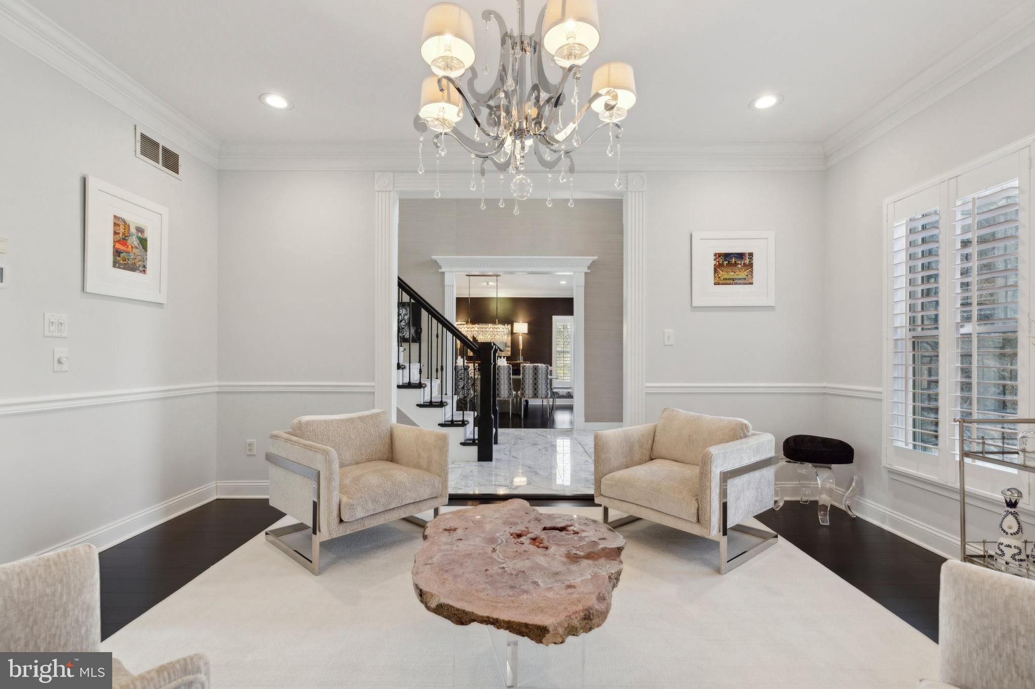 LAFAYETTE HILL - Residential