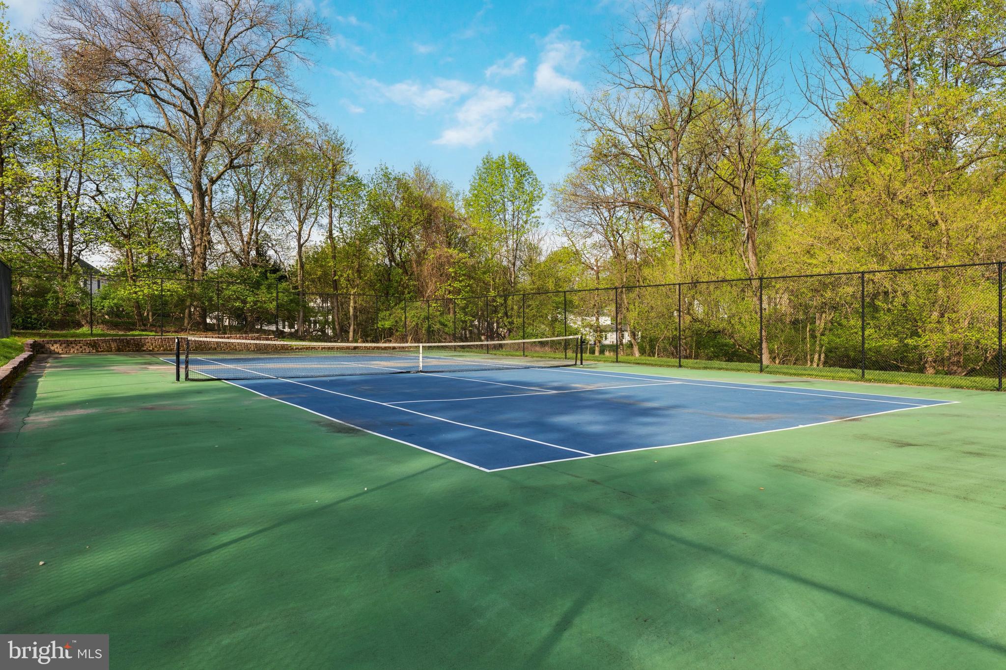 LAFAYETTE HILL - Residential