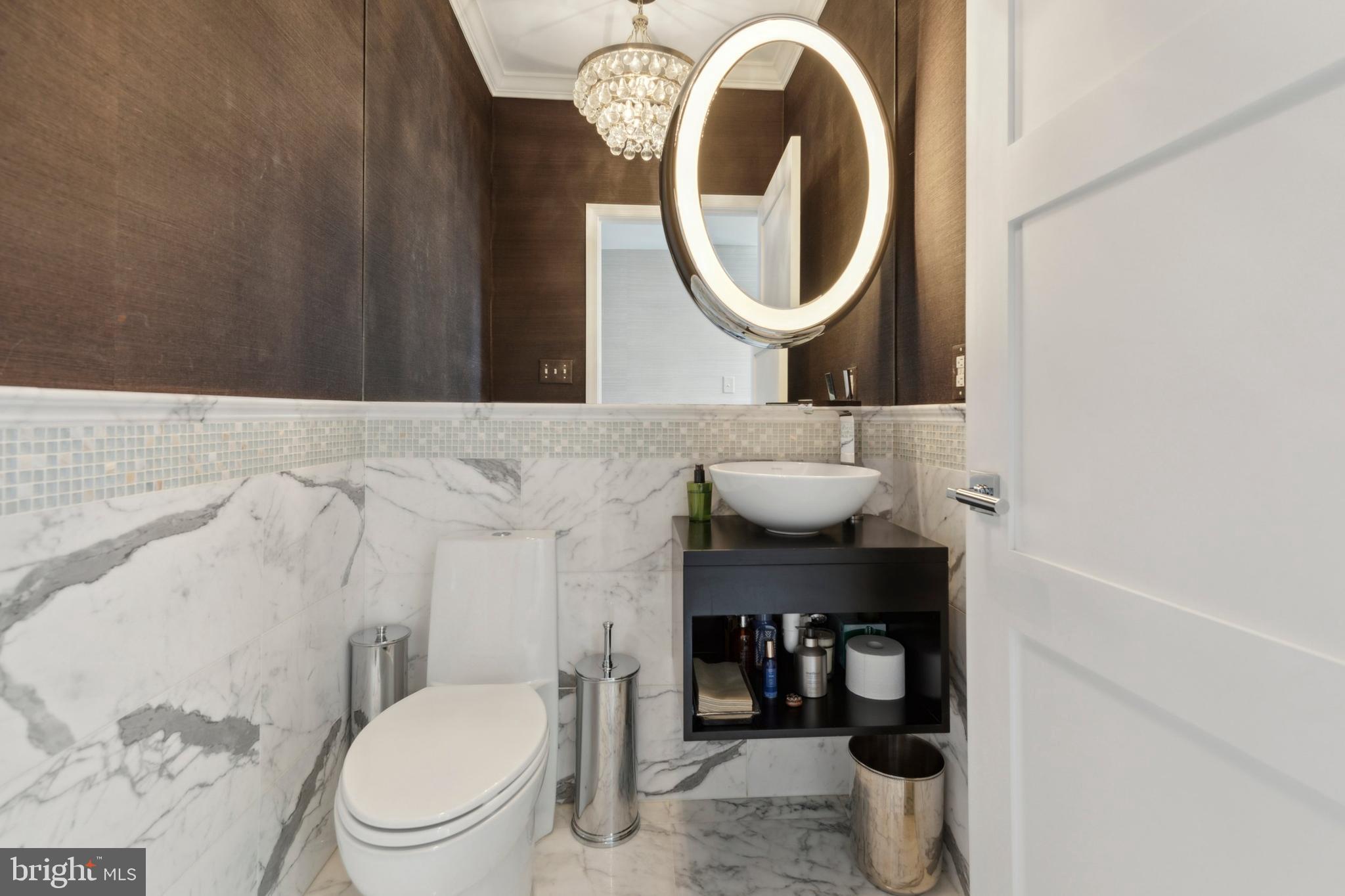 LAFAYETTE HILL - Residential