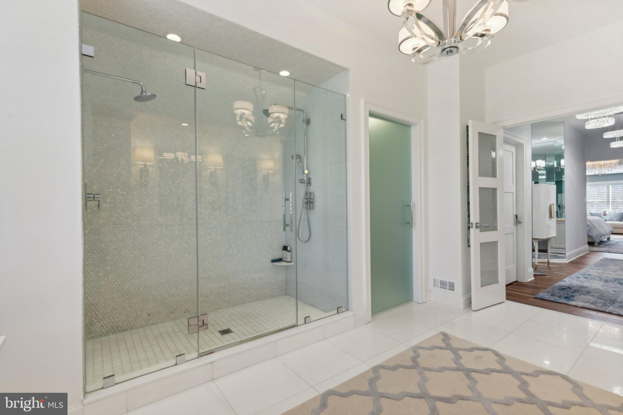 LAFAYETTE HILL - Residential