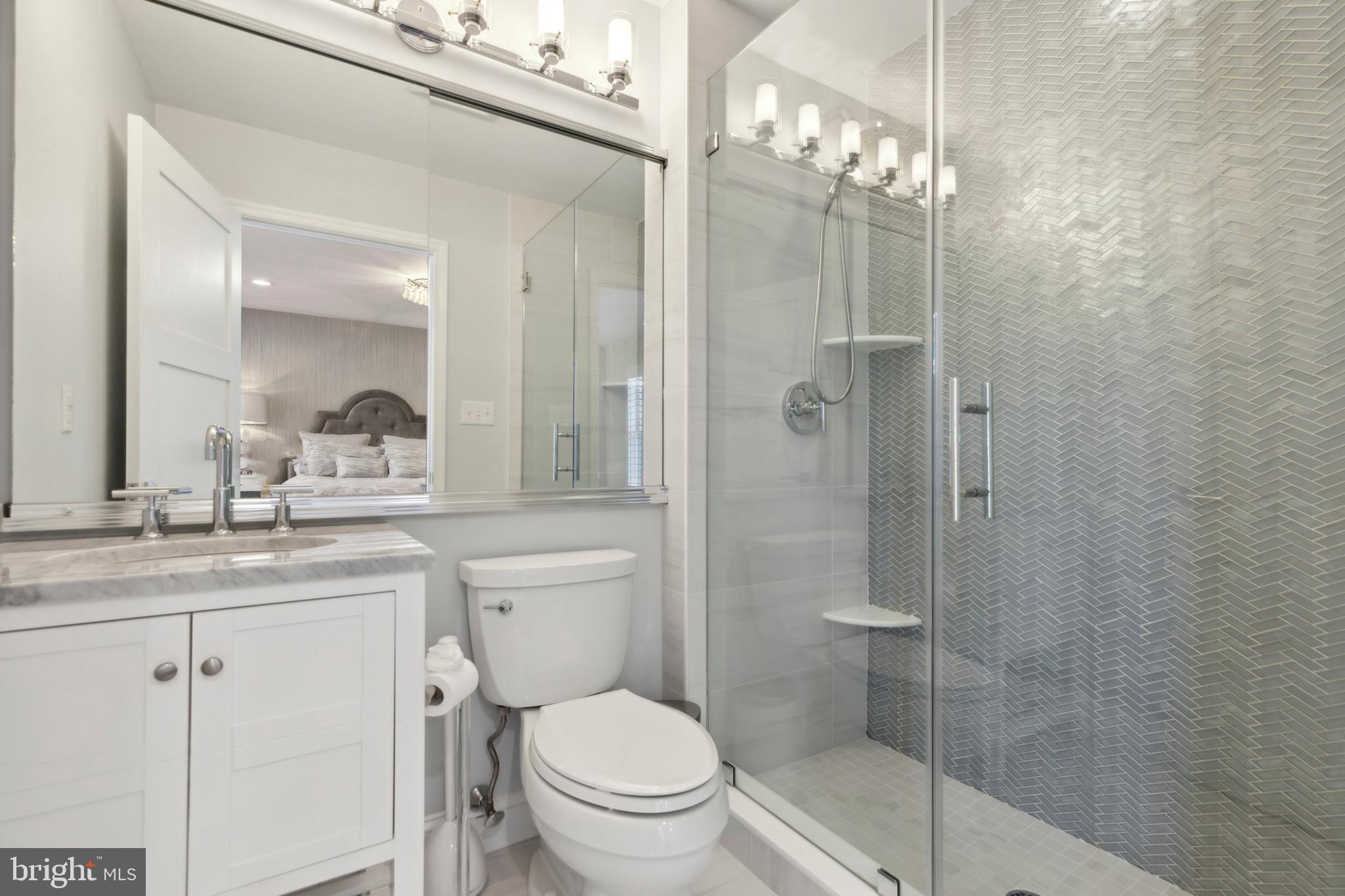 LAFAYETTE HILL - Residential