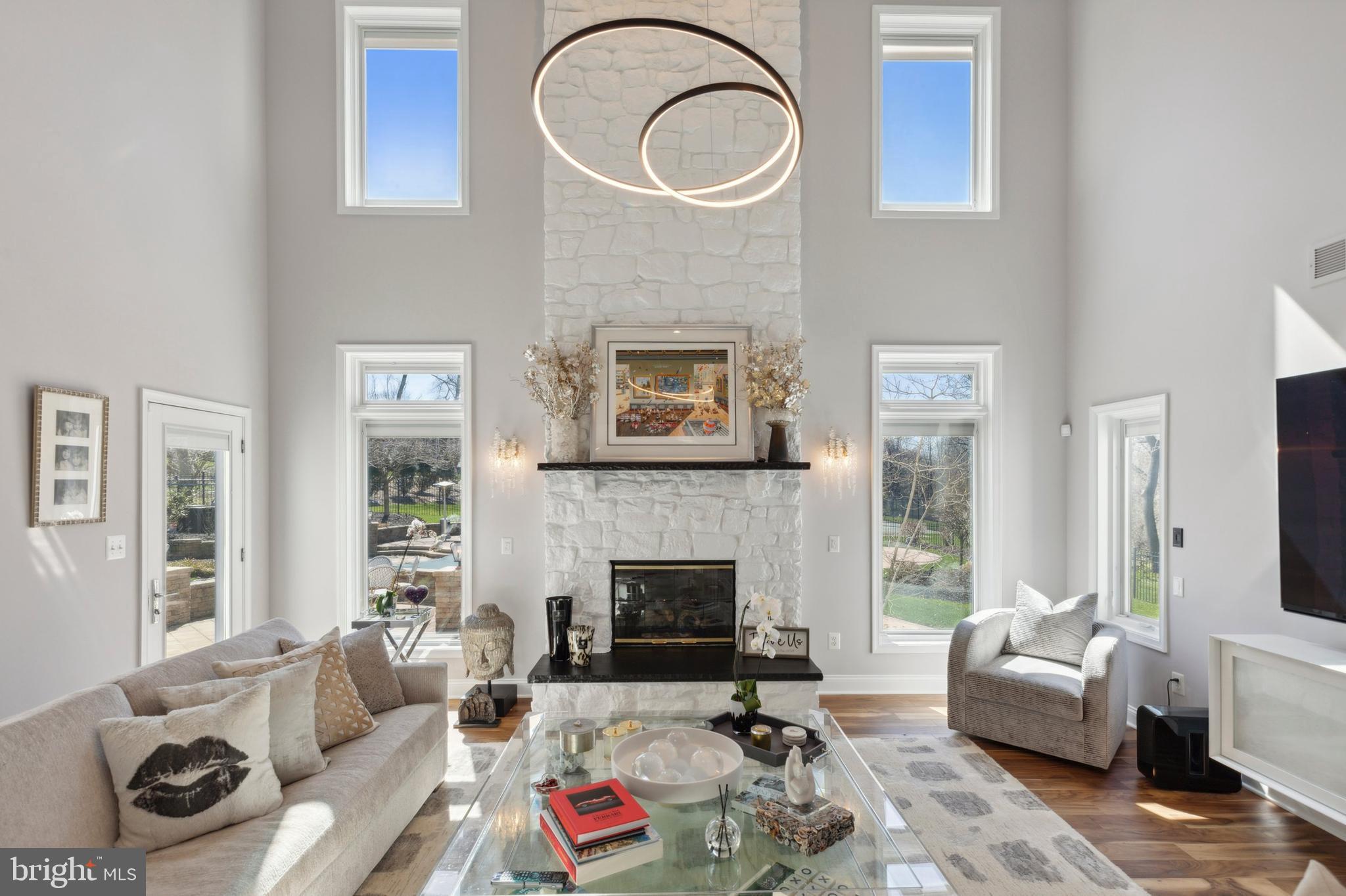 LAFAYETTE HILL - Residential