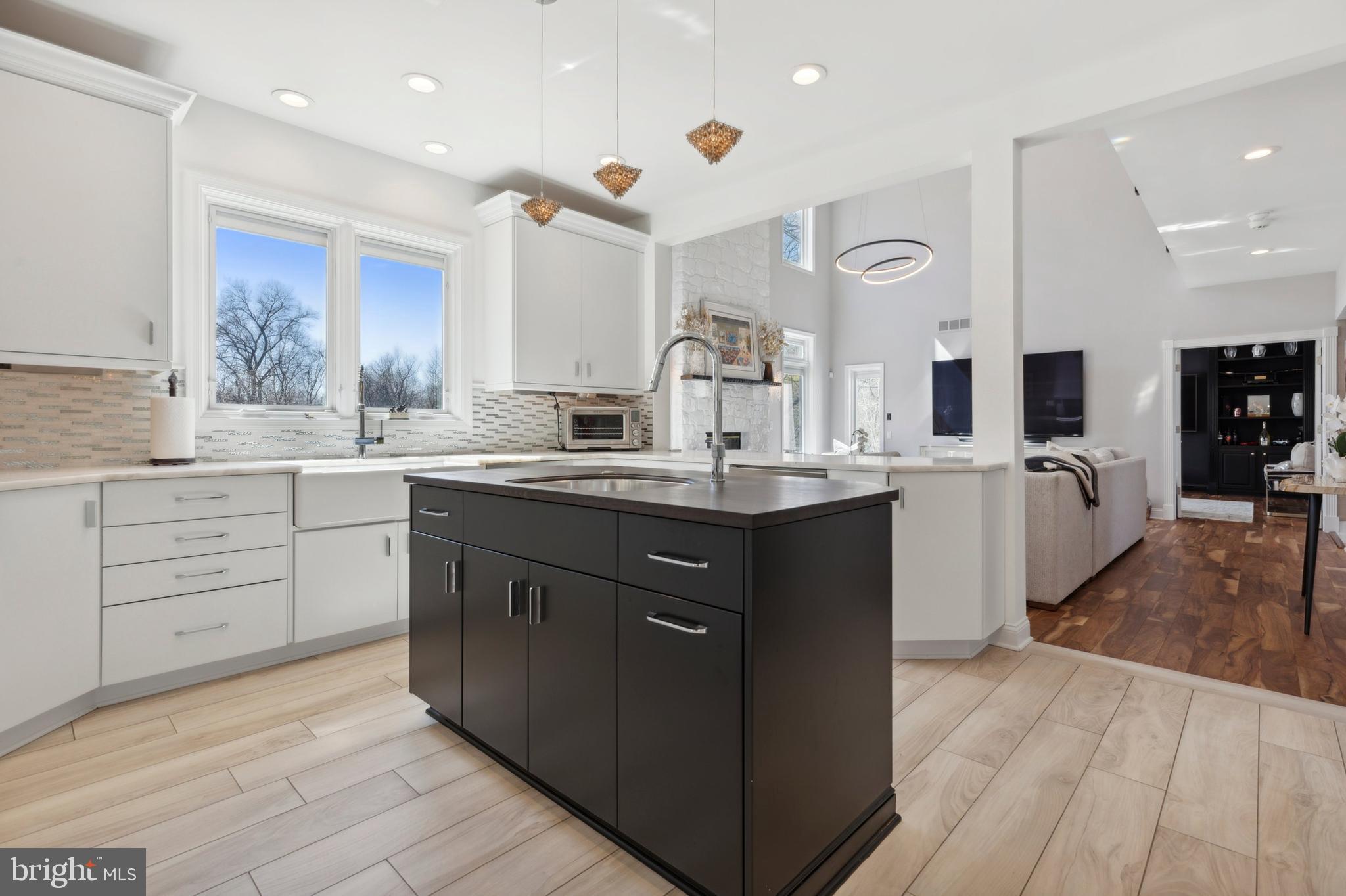 LAFAYETTE HILL - Residential