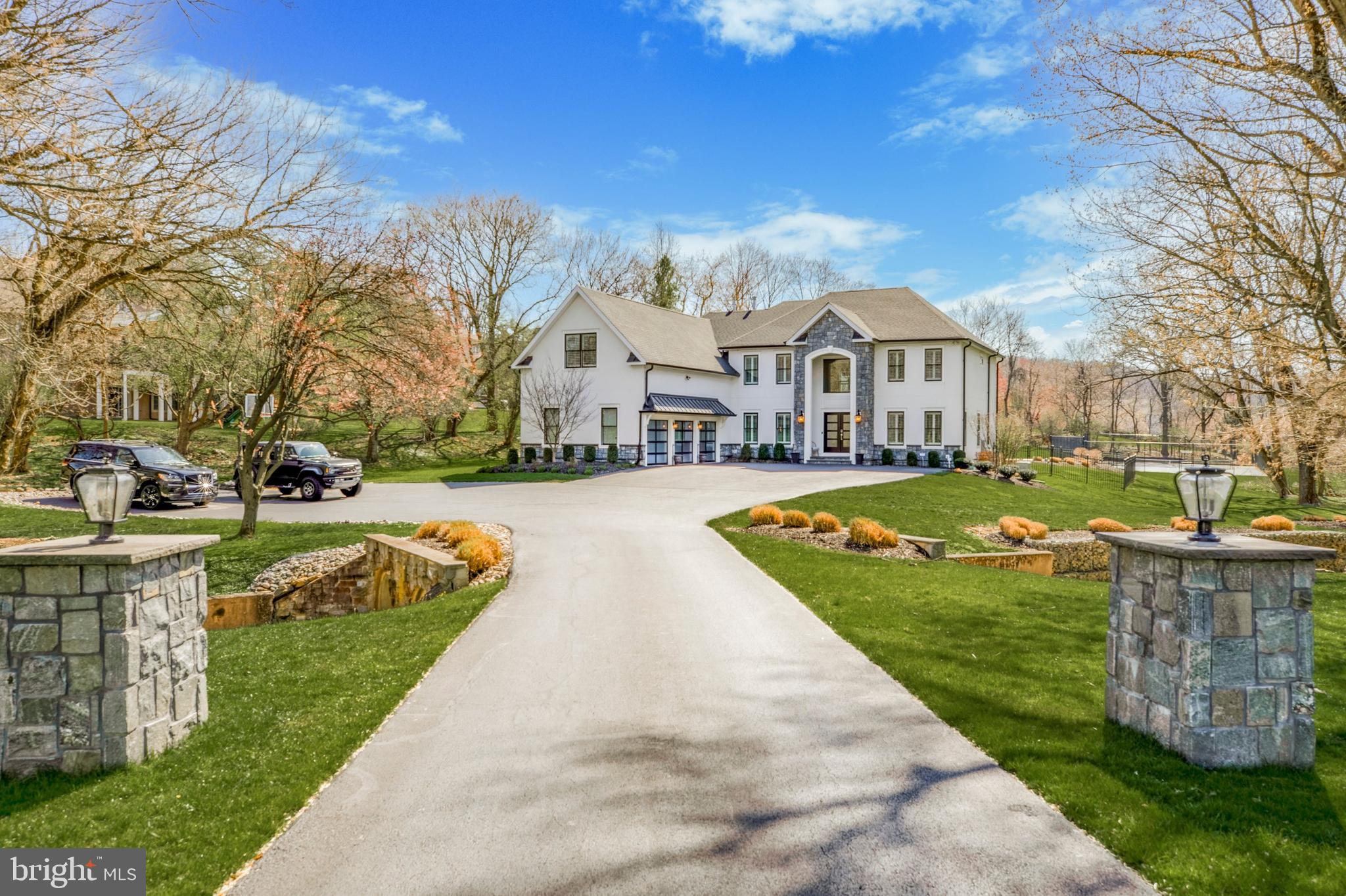 LAFAYETTE HILL - Residential