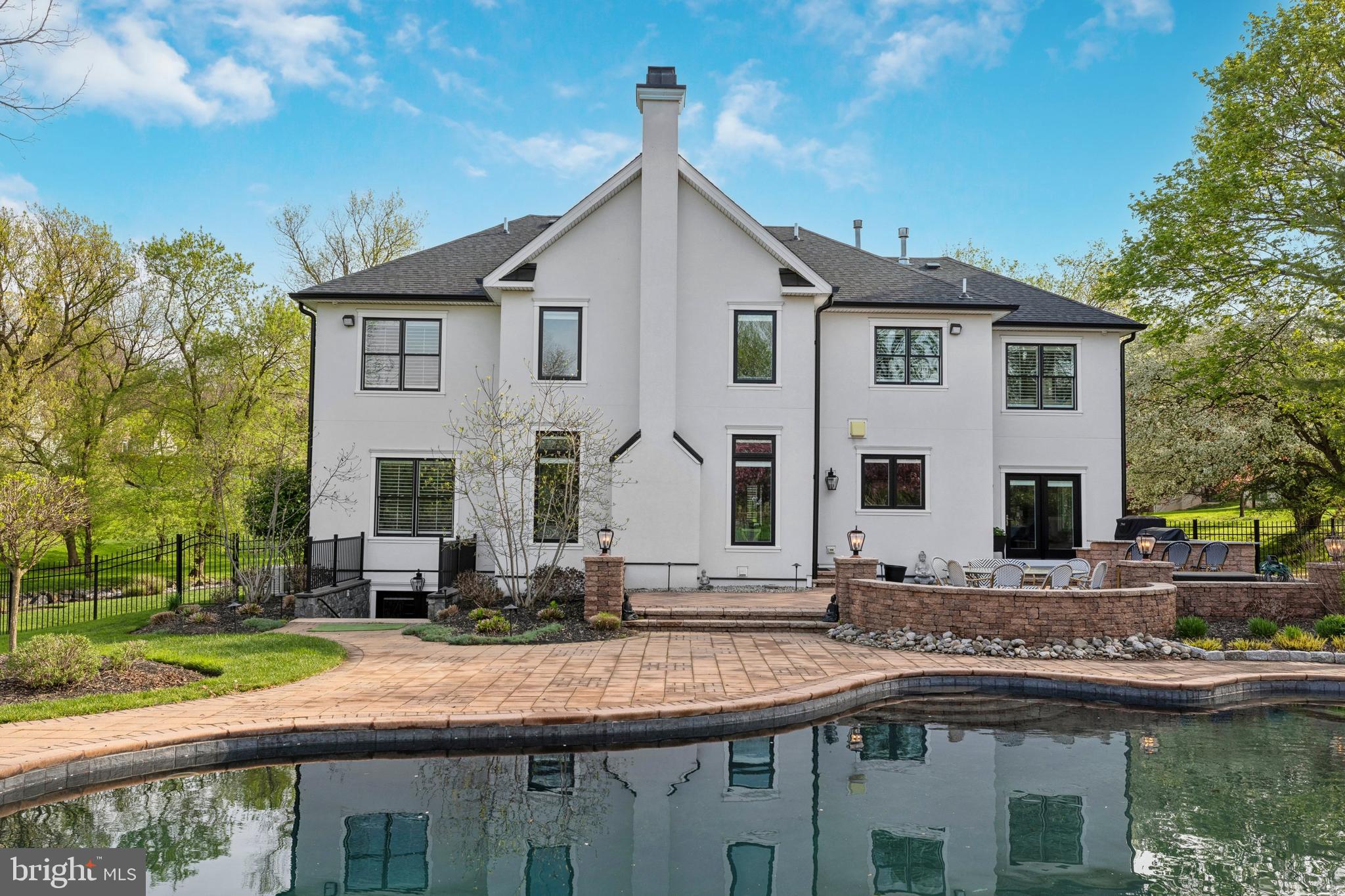 LAFAYETTE HILL - Residential