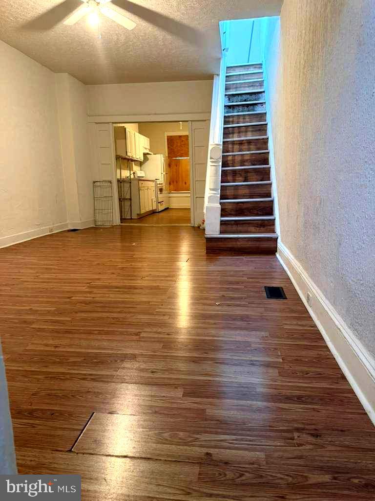 HIGHLANDTOWN - Residential