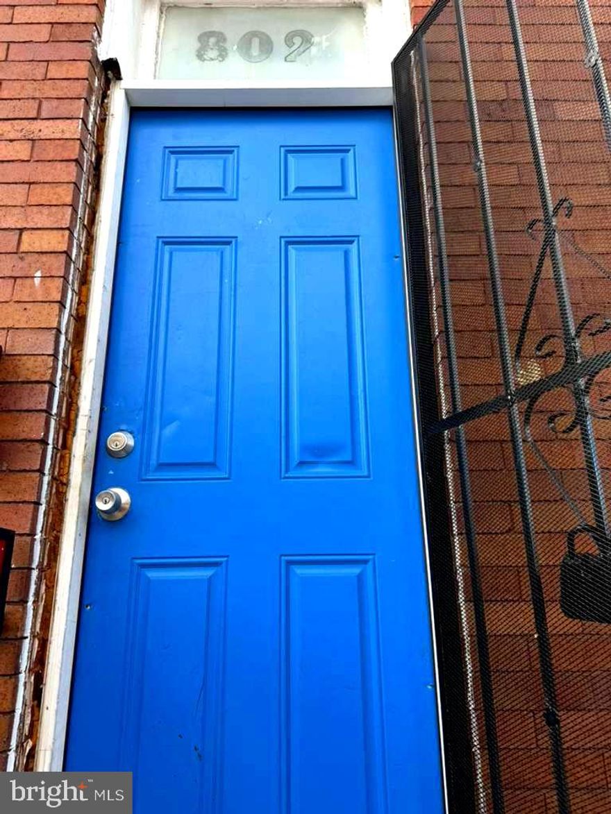 Don’t miss this investment opportunity at 802 N Glover St! Featuring two full bedrooms upstairs plus an additional flex room and one bathroom. This home offers the perfect chance to add value and customize to your vision. Ideal for investors or first-time buyers ready to build equity and grow with the property. With on-street parking and tons of potential, this is your chance to create the home or investment you’ve been looking for. Bring your ideas and schedule your showing today!