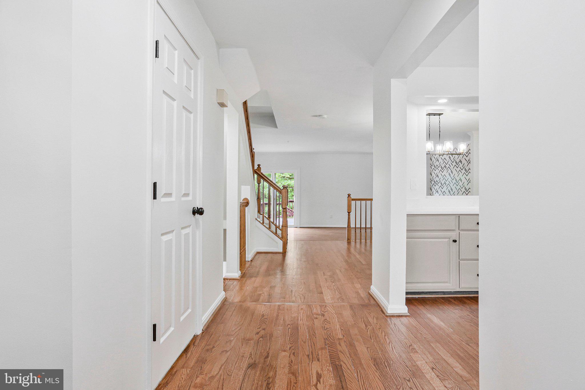 6325 HAMPTON PLACE