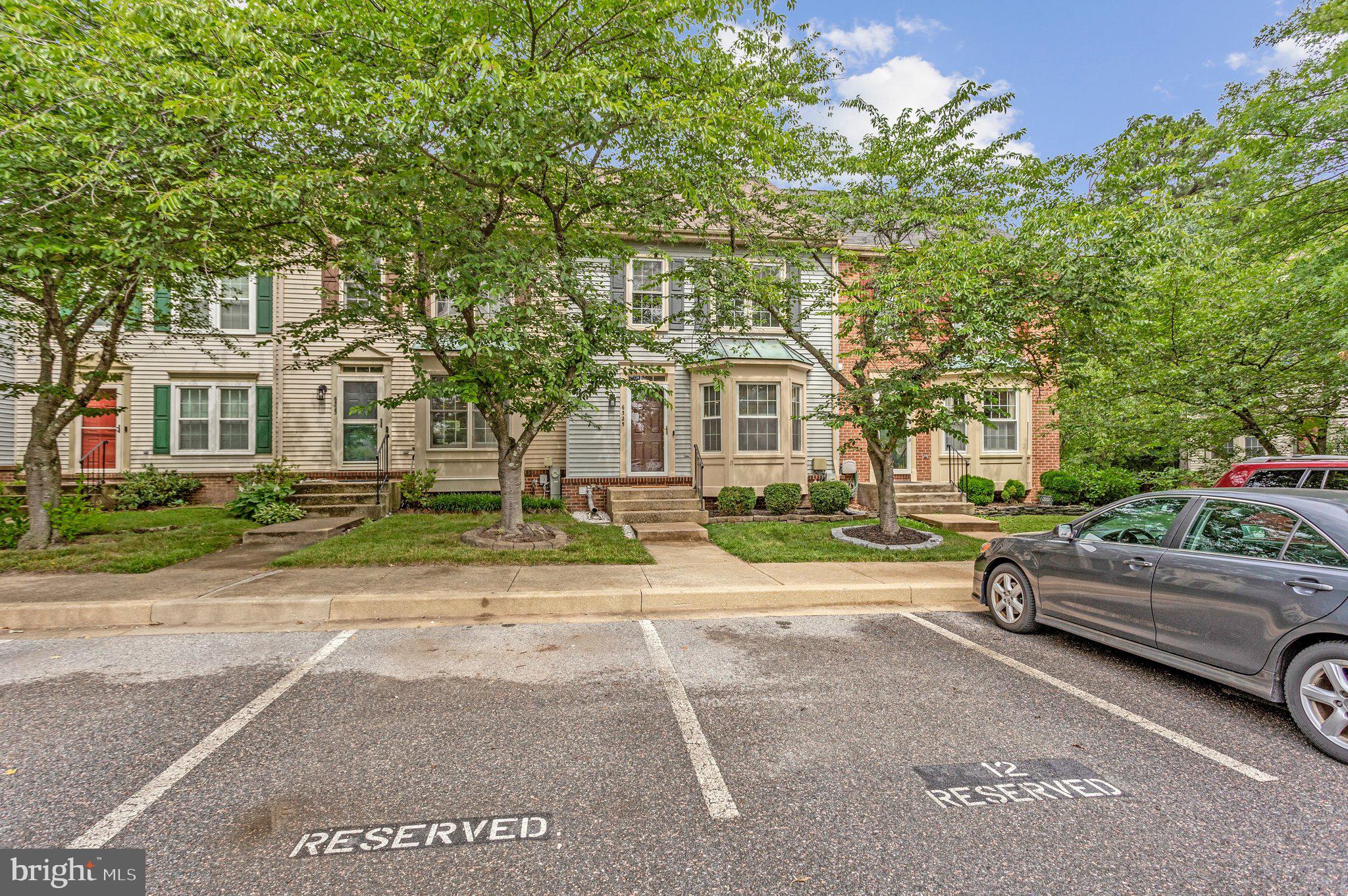 6325 HAMPTON PLACE