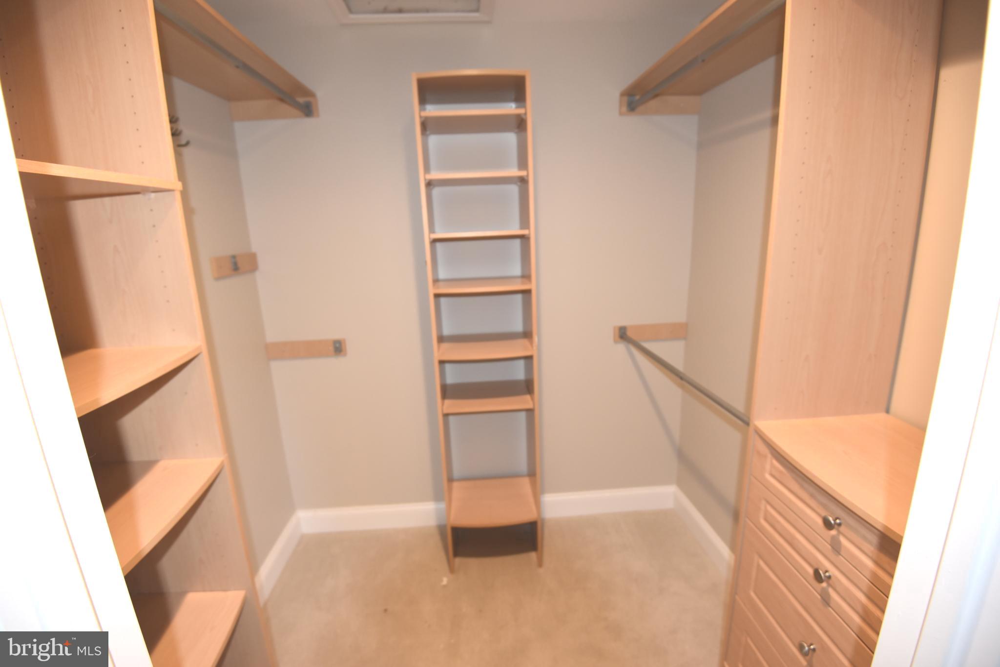 BELMONT COUNTRY CLUB - Residential Lease