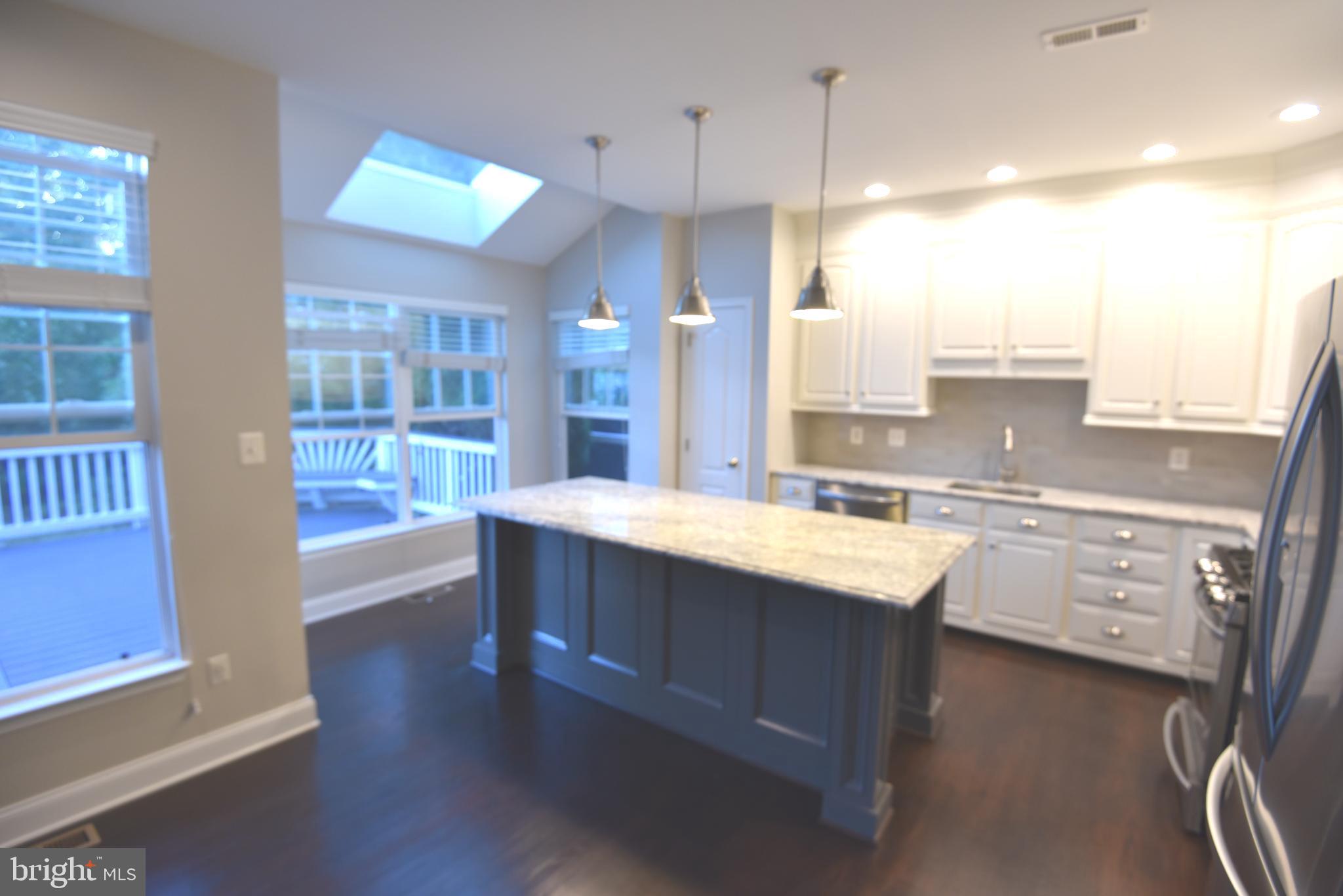 BELMONT COUNTRY CLUB - Residential Lease