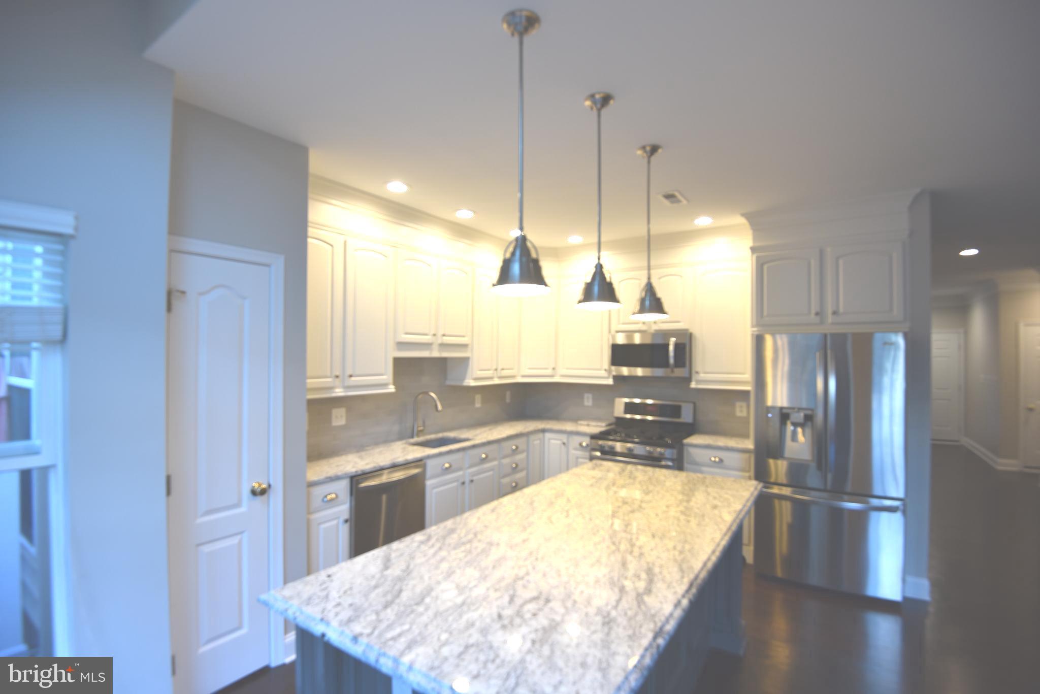 BELMONT COUNTRY CLUB - Residential Lease