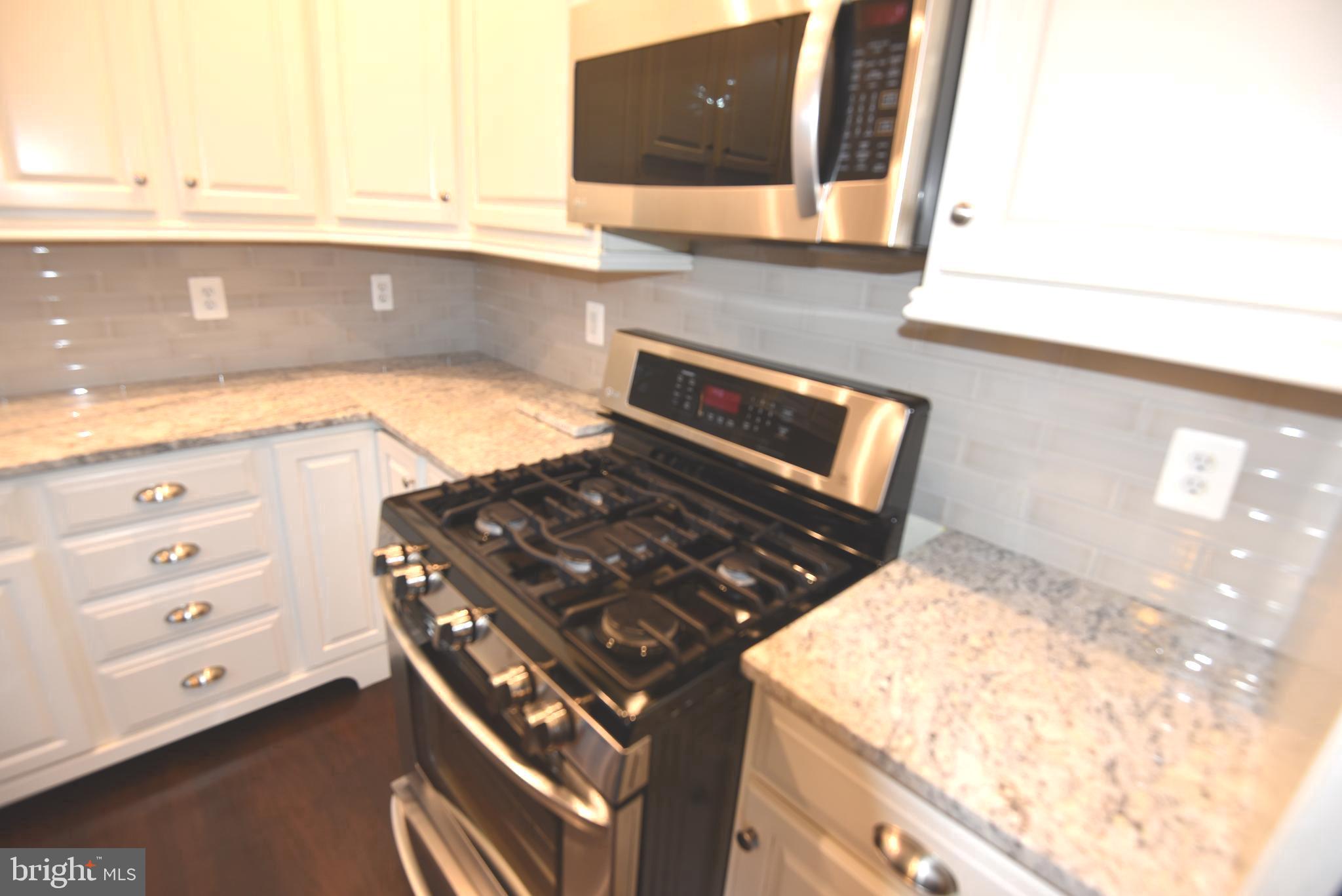 BELMONT COUNTRY CLUB - Residential Lease