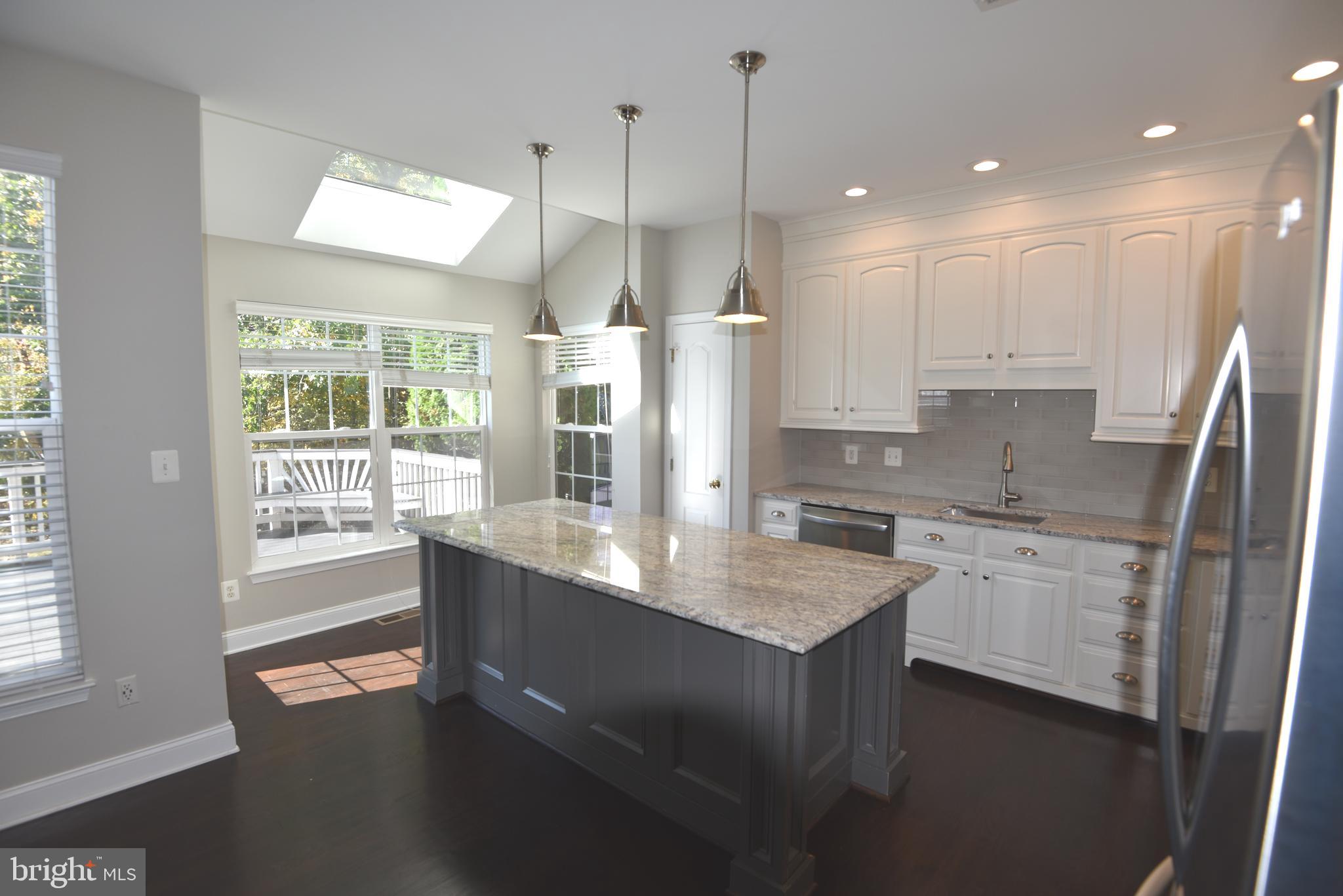 BELMONT COUNTRY CLUB - Residential Lease