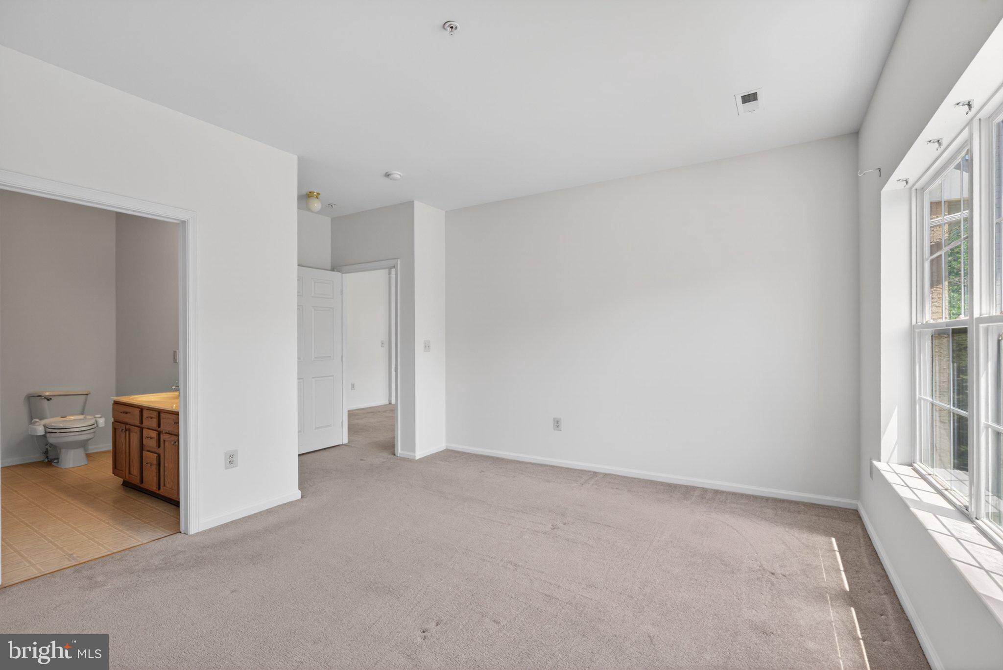 STUARTS KEEP - Residential