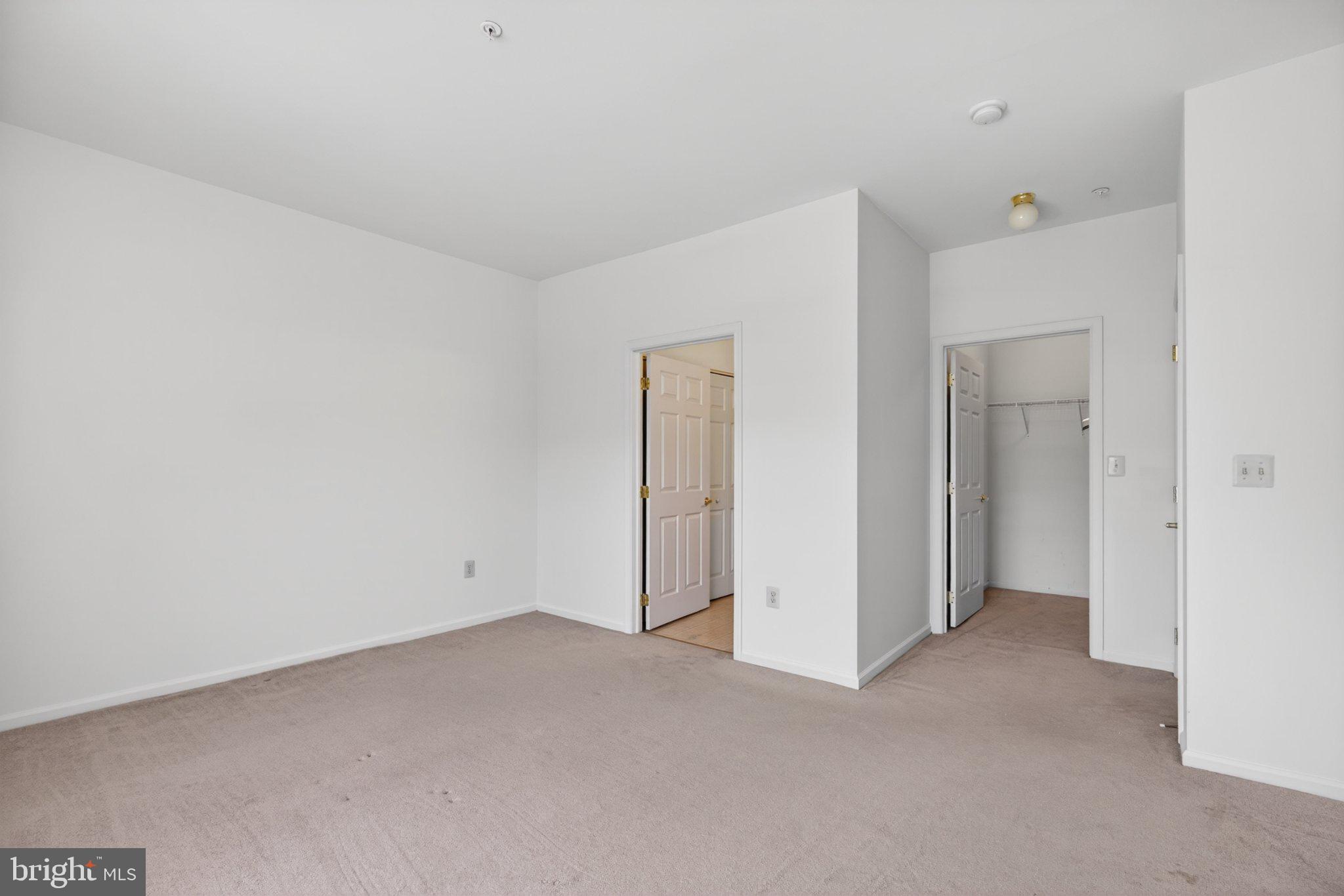 STUARTS KEEP - Residential