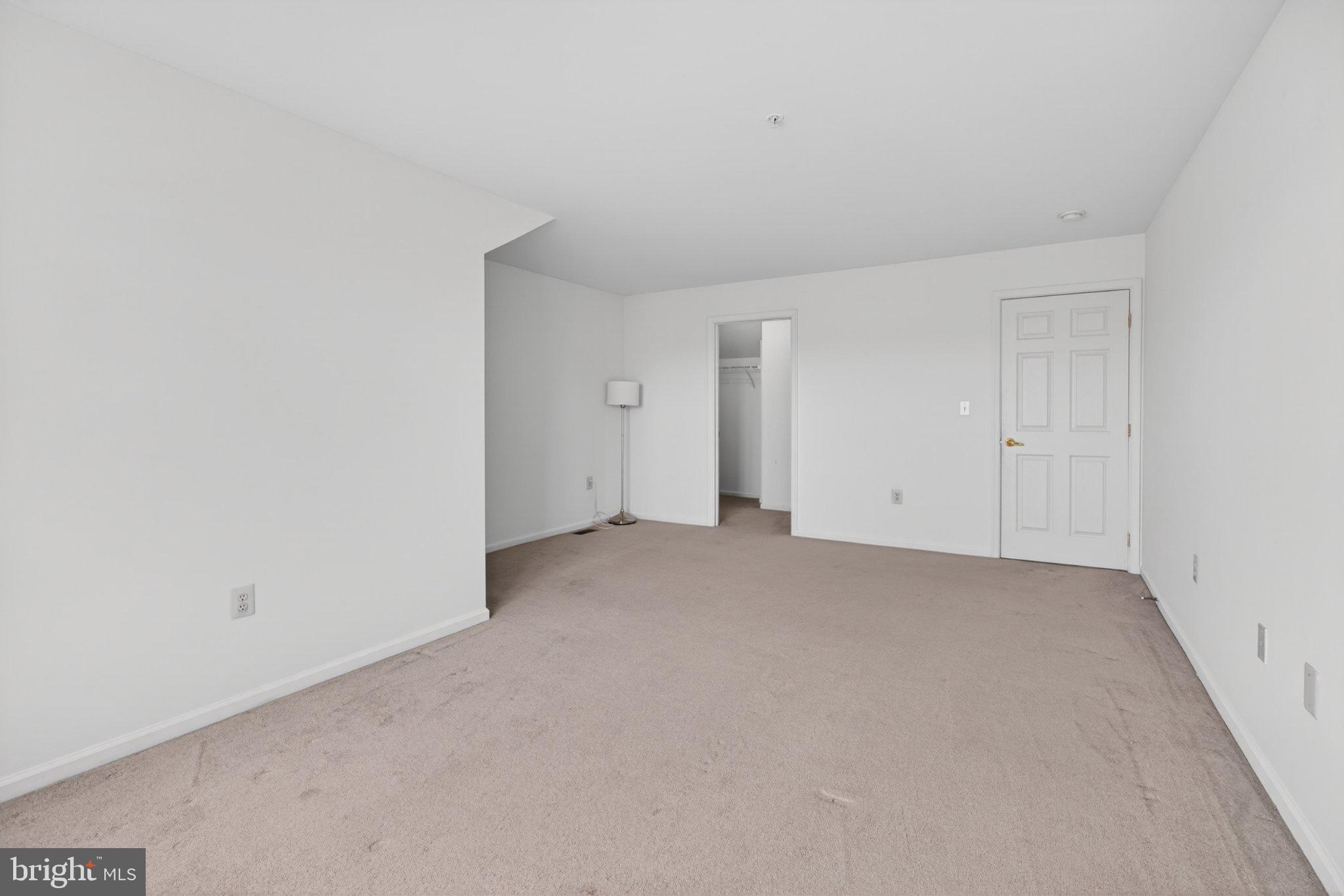STUARTS KEEP - Residential