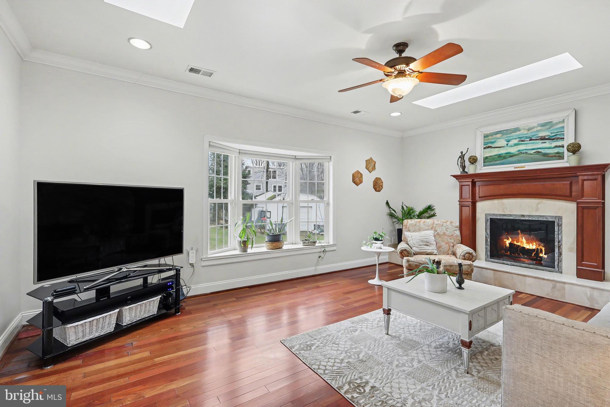 COLESVILLE OUTSIDE - Residential