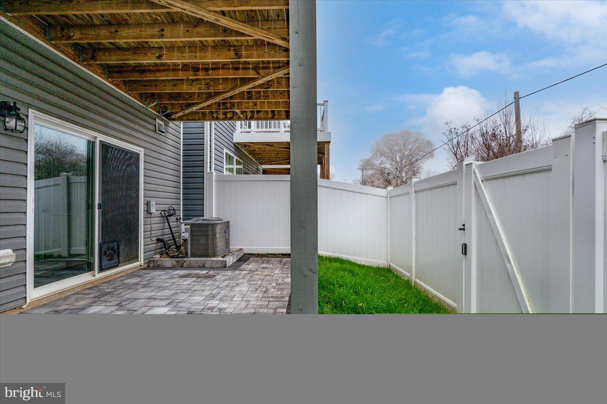 SEVERN MEADOWS - Residential