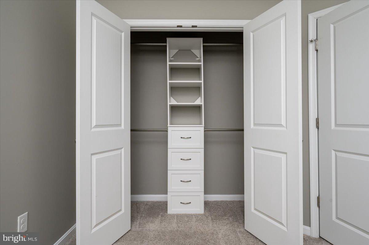 SEVERN MEADOWS - Residential