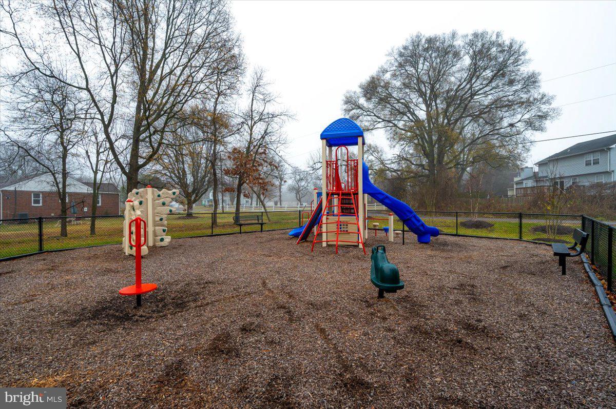 SEVERN MEADOWS - Residential