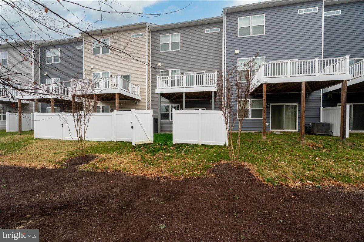 SEVERN MEADOWS - Residential