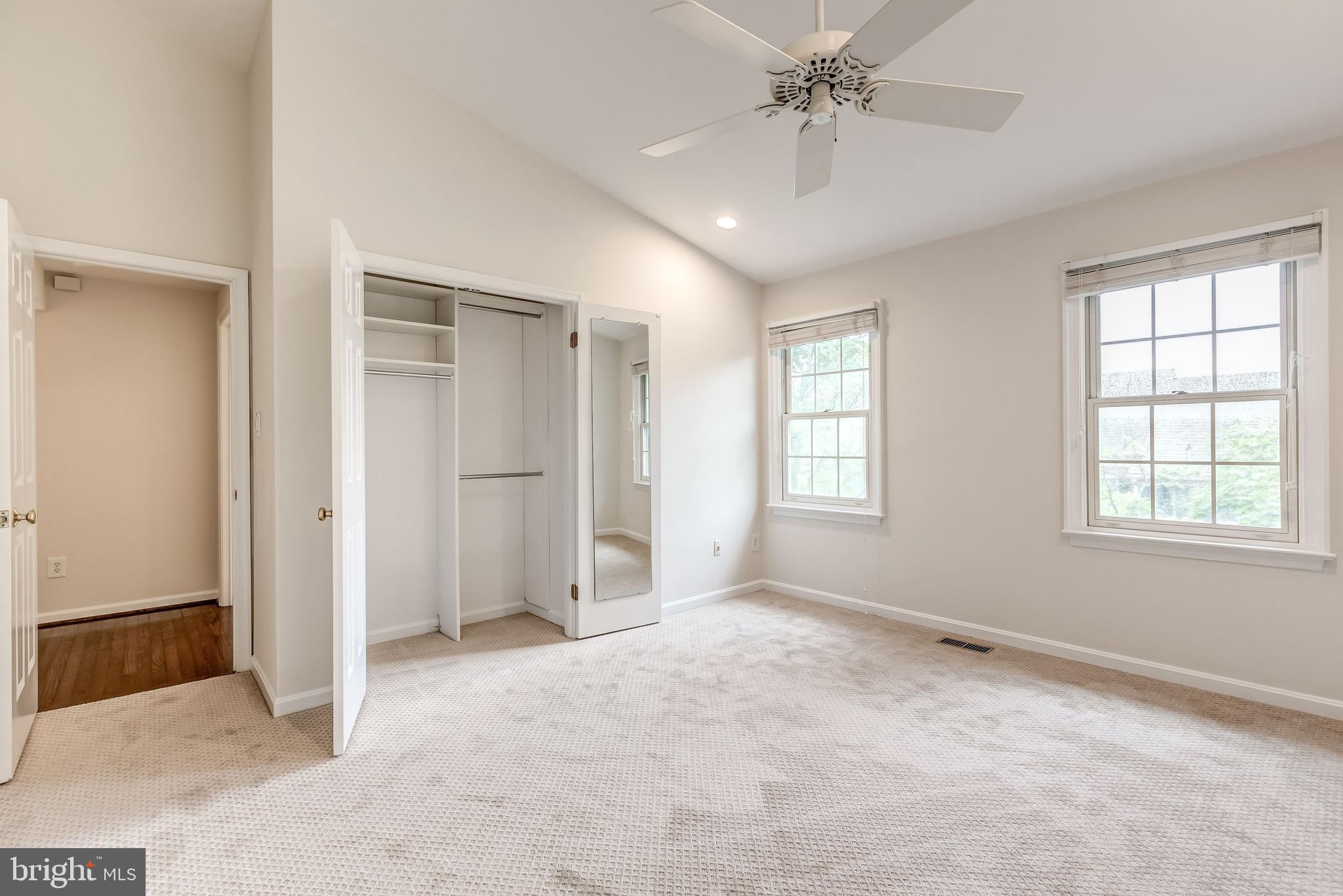 MADISON OF MCLEAN - Residential