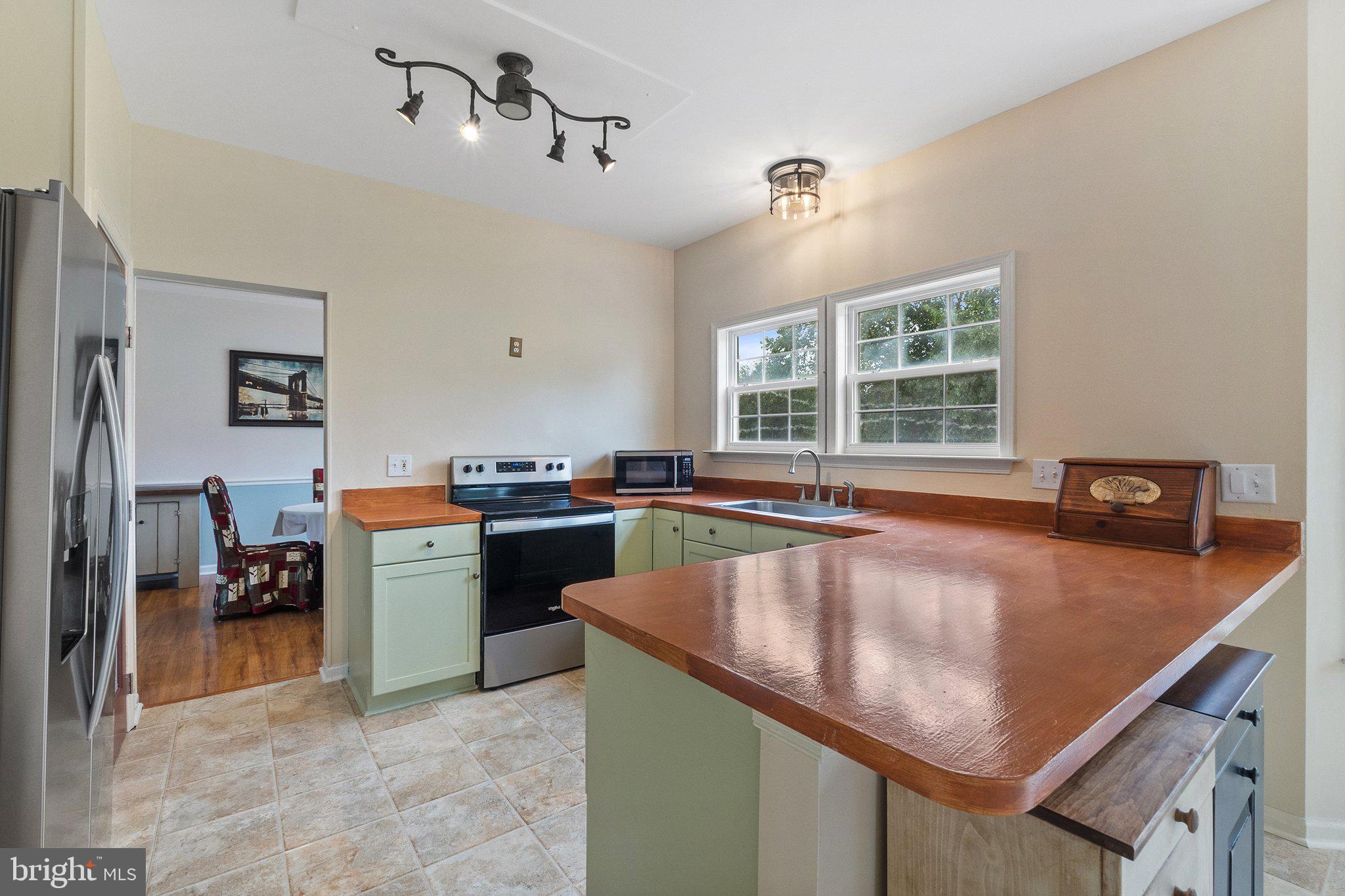 GAP VIEW VILLAGE - Residential