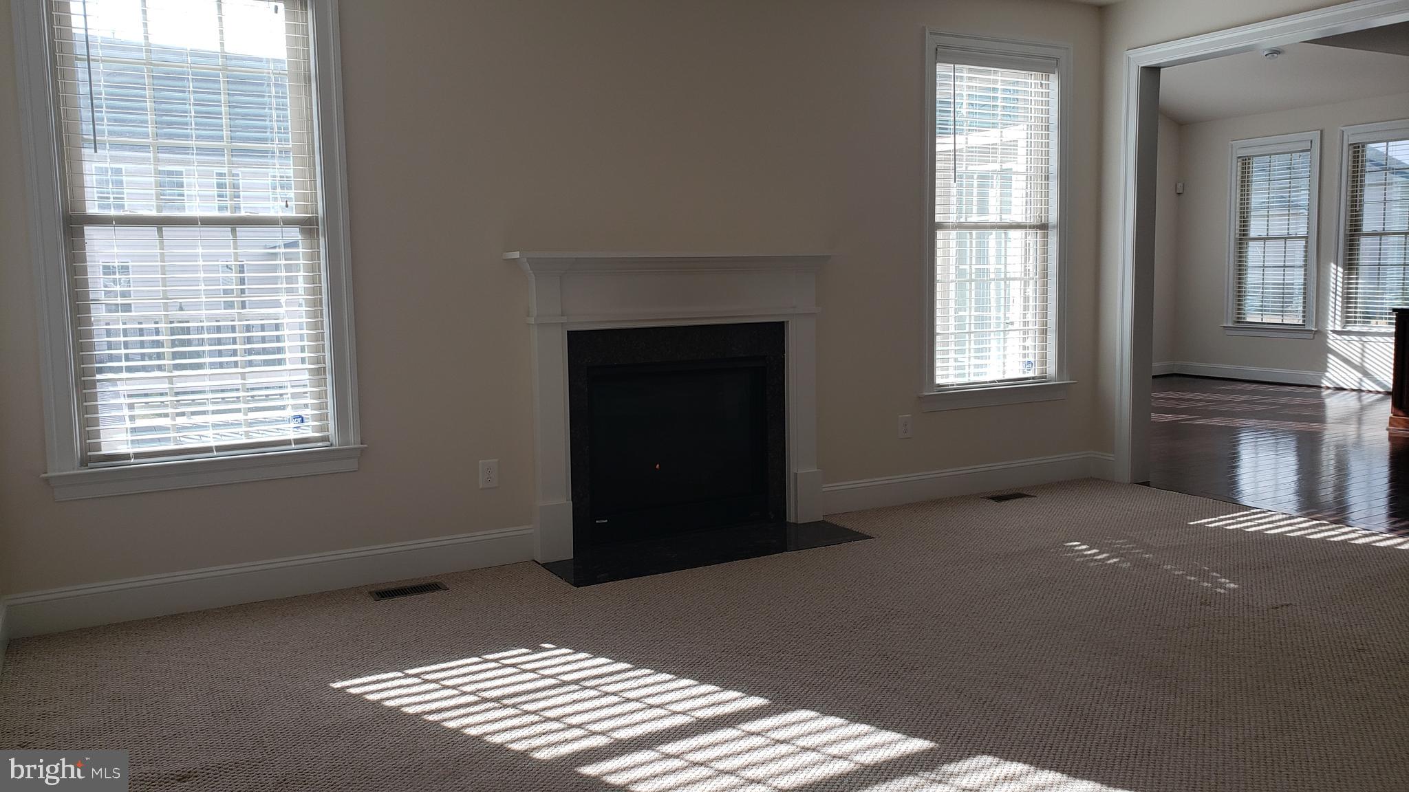 MARBURY - Residential Lease