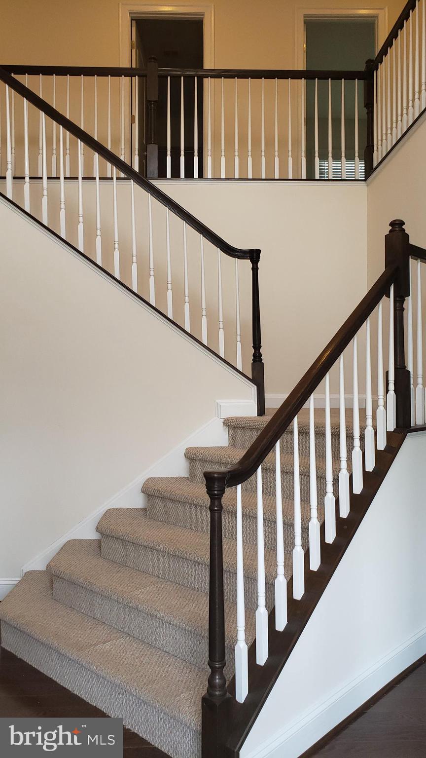 MARBURY - Residential Lease